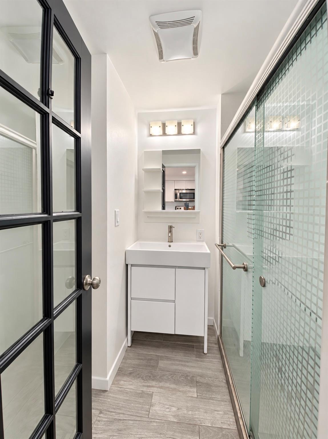 5802 Circulo Dr #4d Property Photo 20