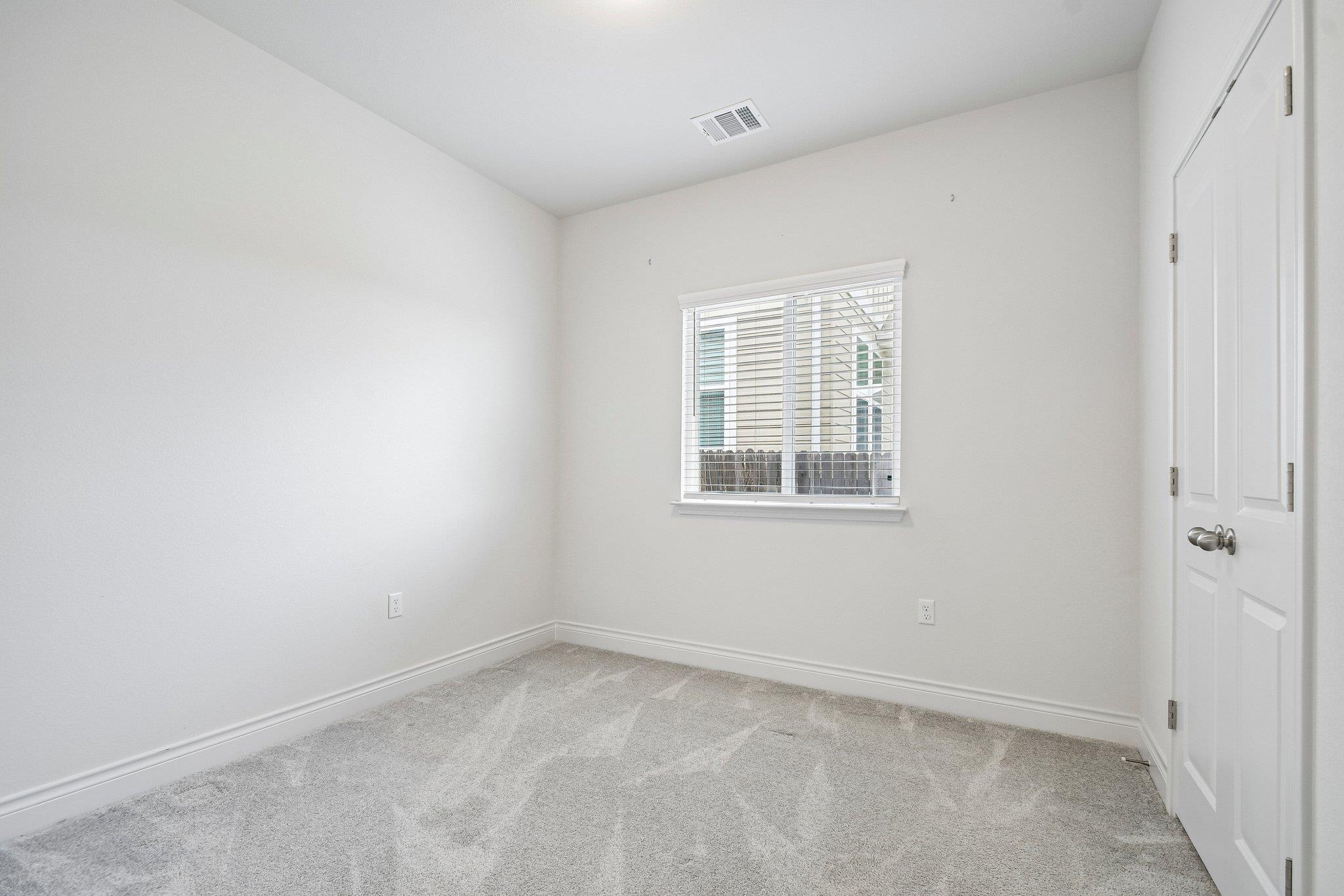 10213 Forest Grove Dr Property Photo 12