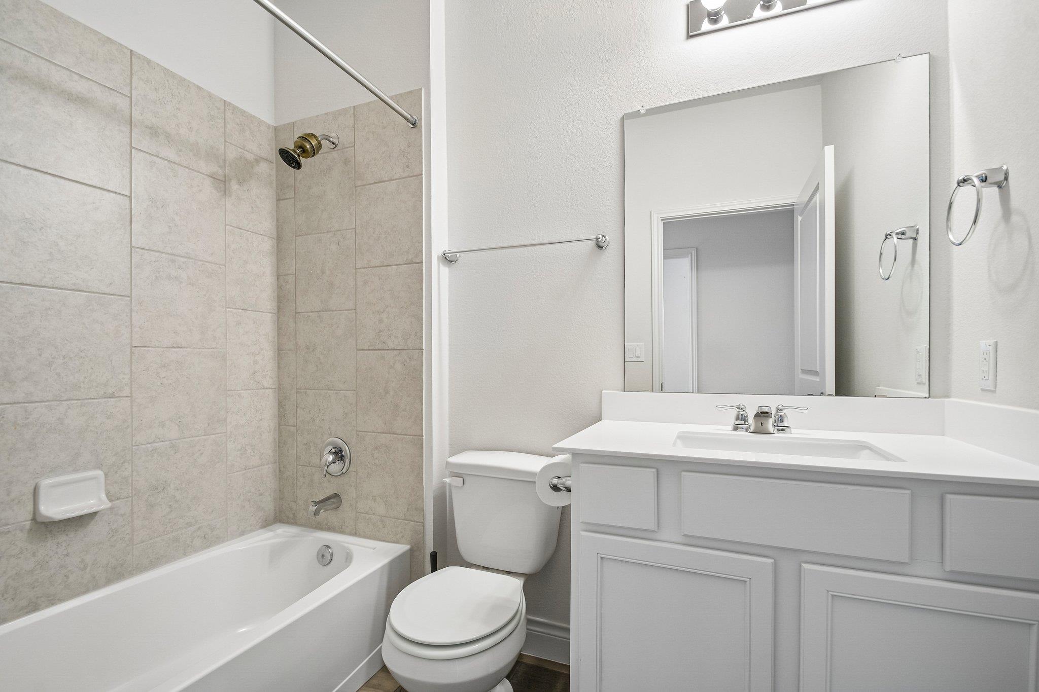 10213 Forest Grove Dr Property Photo 14