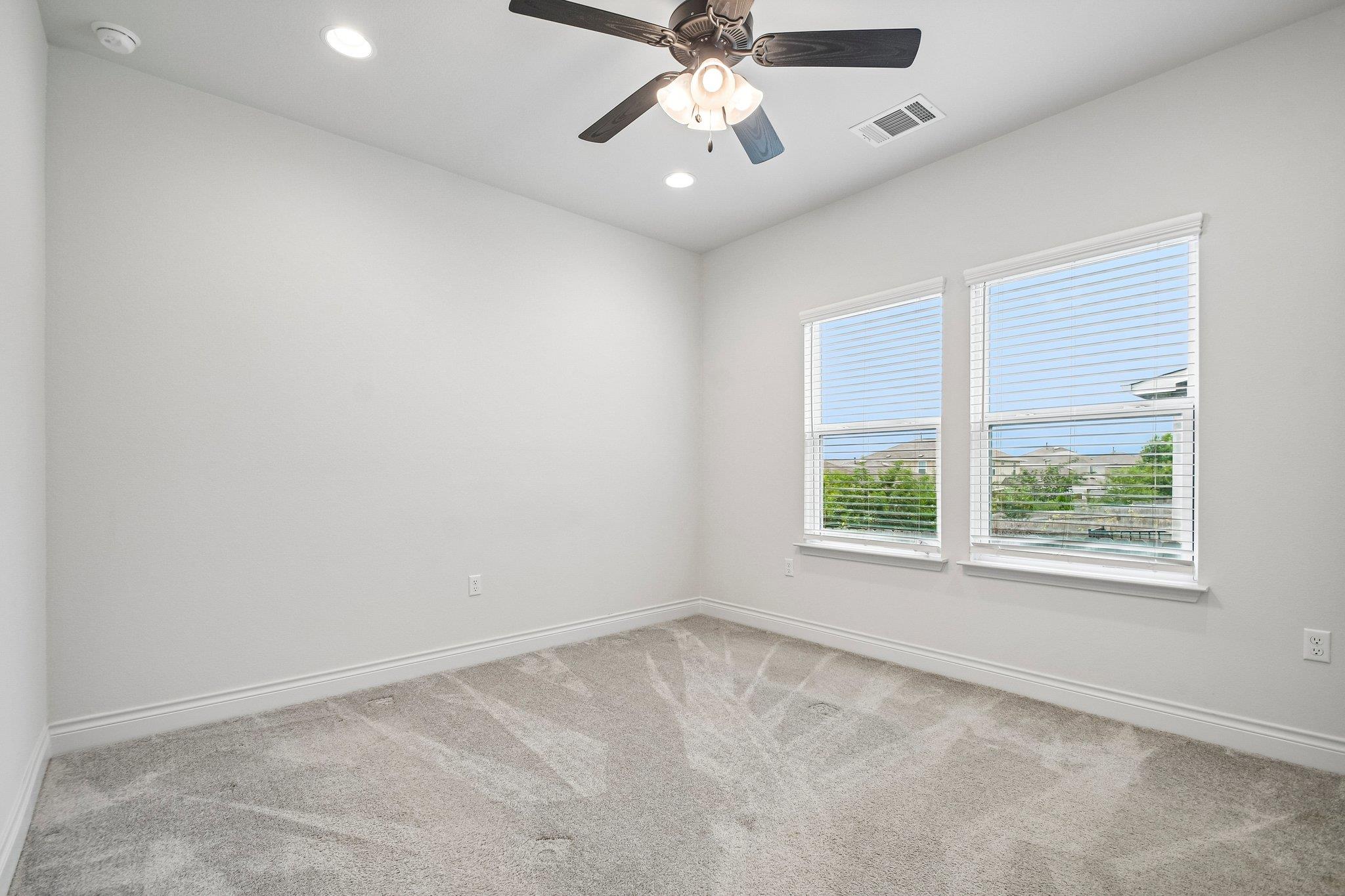 10213 Forest Grove Dr Property Photo 17