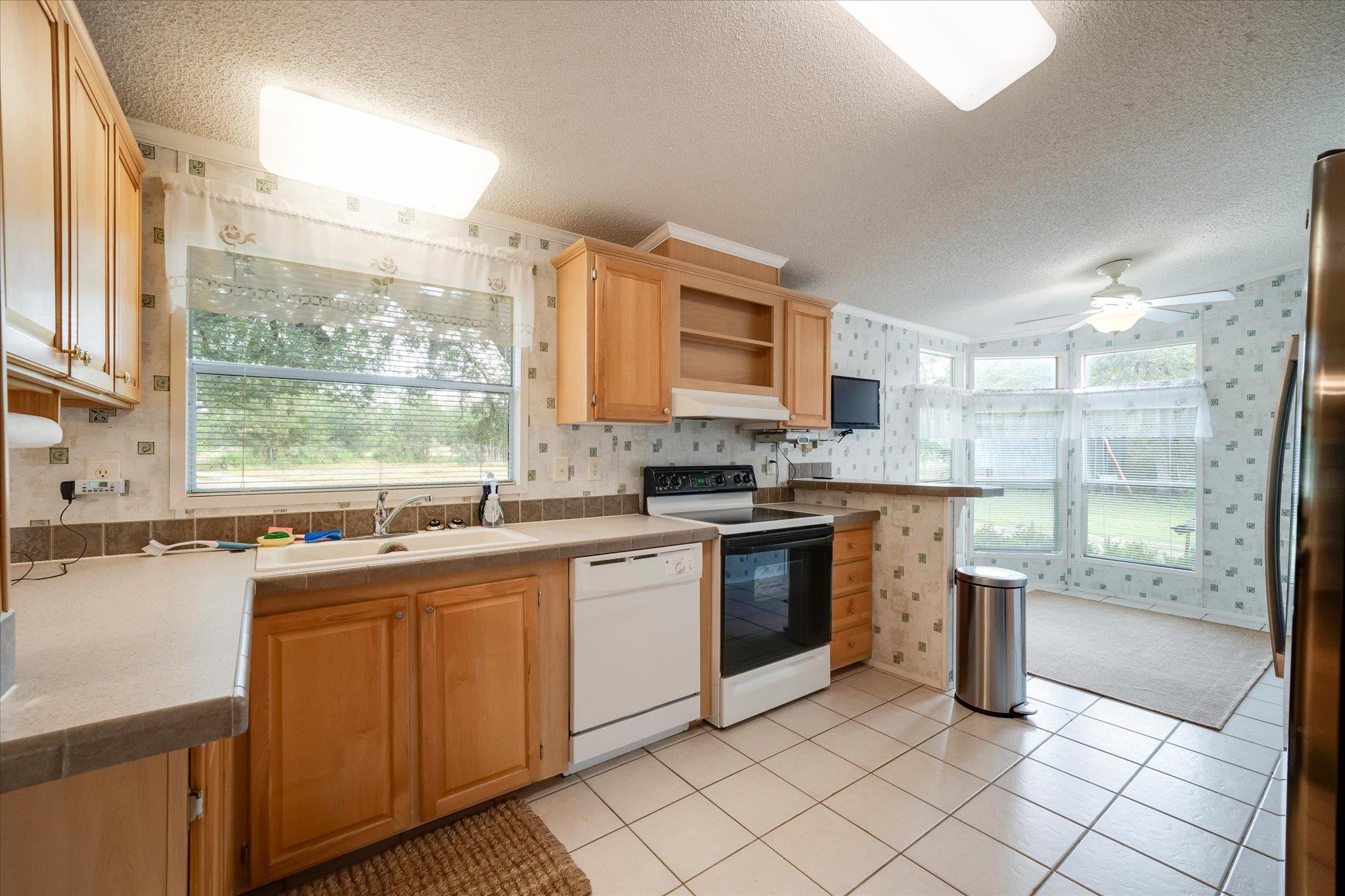 166 Paintbrush Trl Property Photo 10