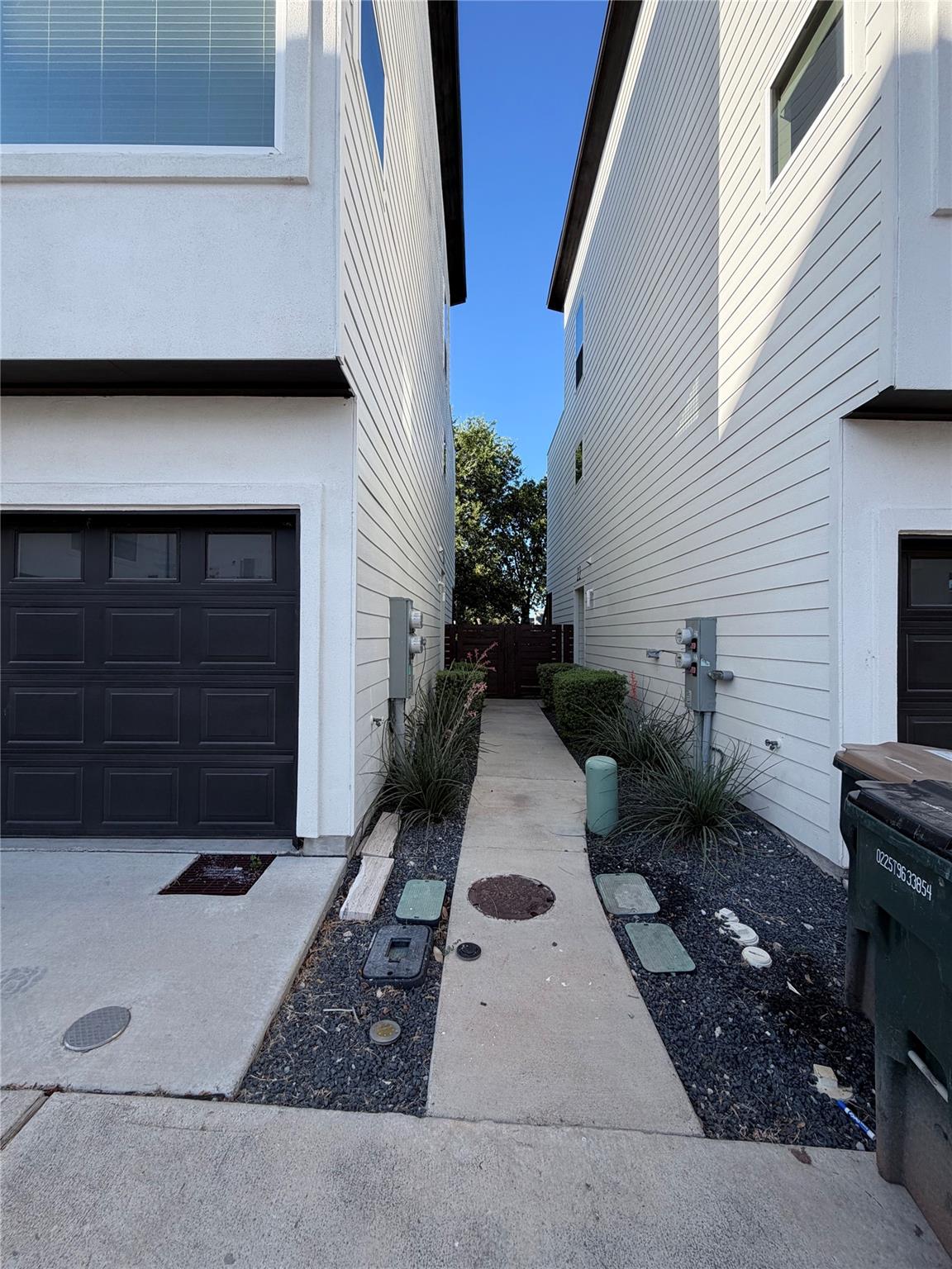 1417 Kramer Ln #23 None Property Photo 10