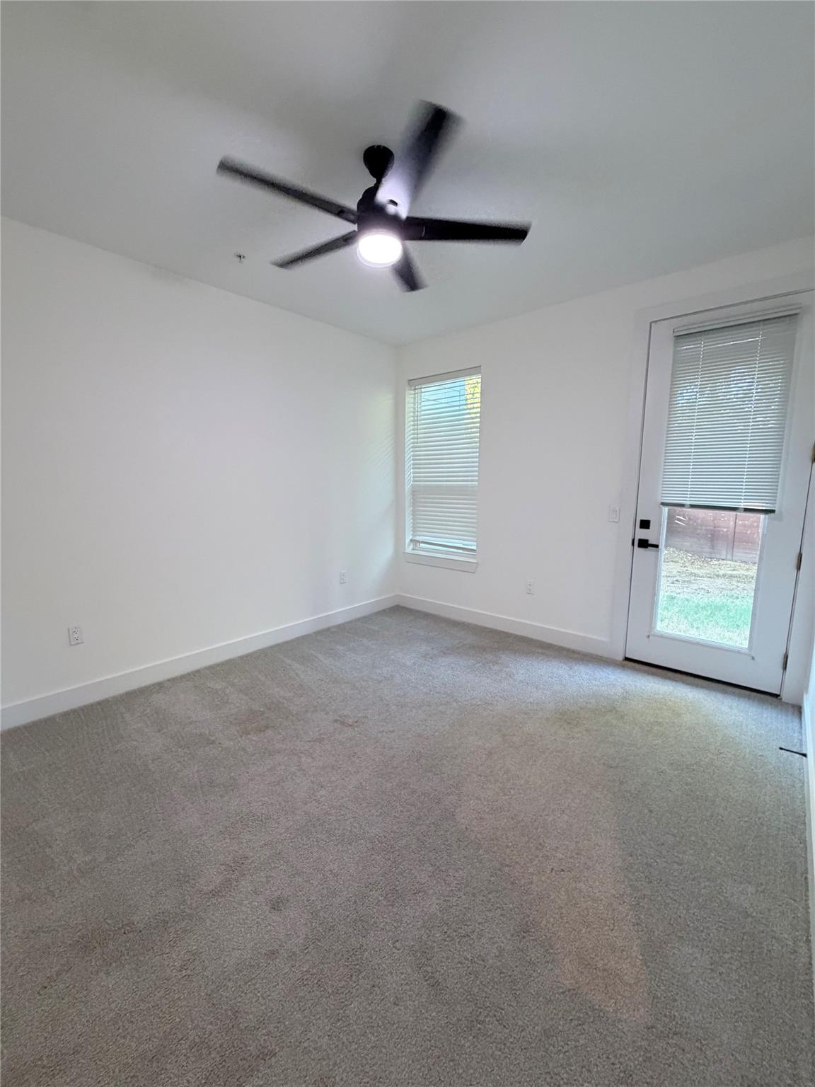 1417 Kramer Ln #23 None Property Photo 12