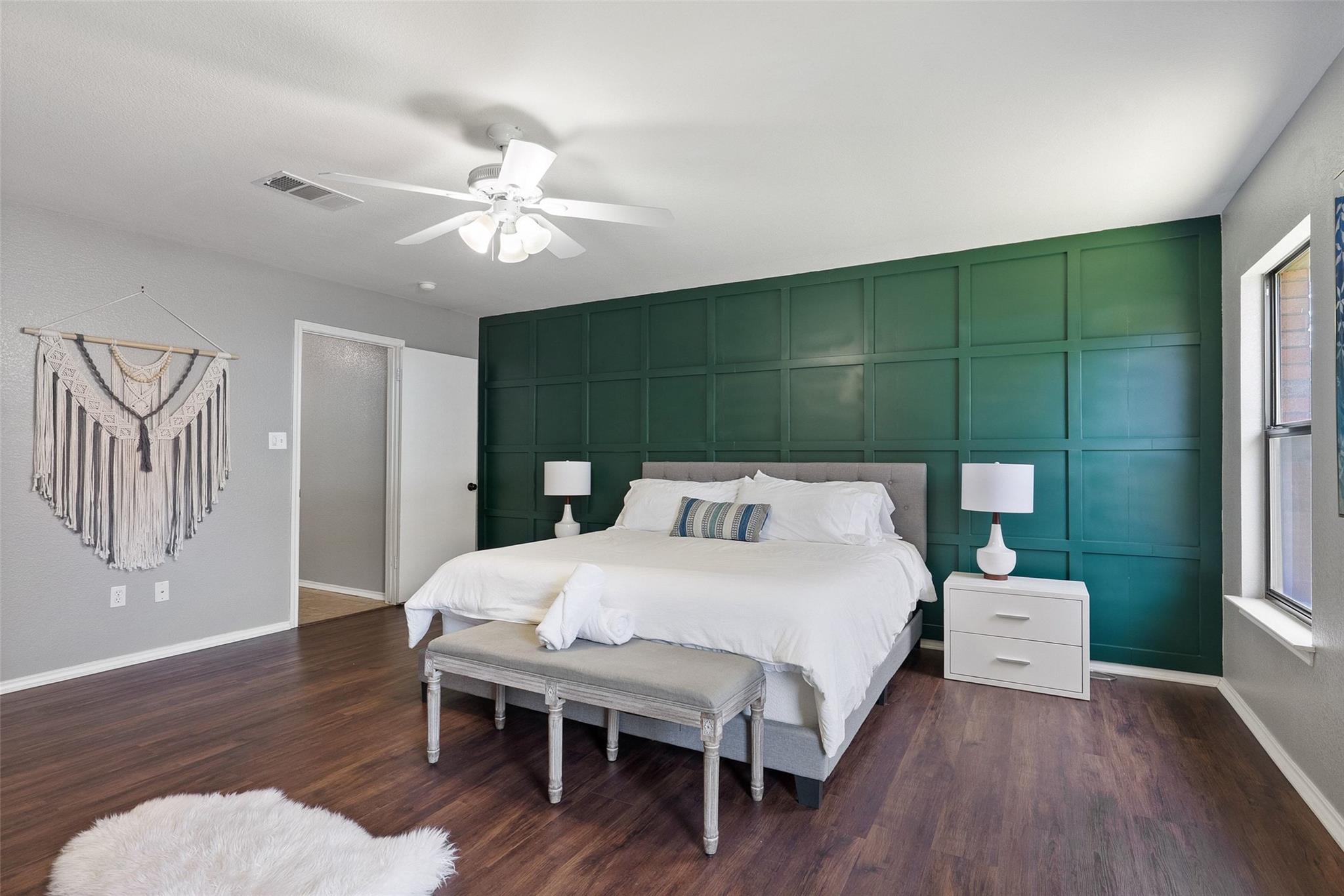 2213 Little Tree Bnd Property Photo 10