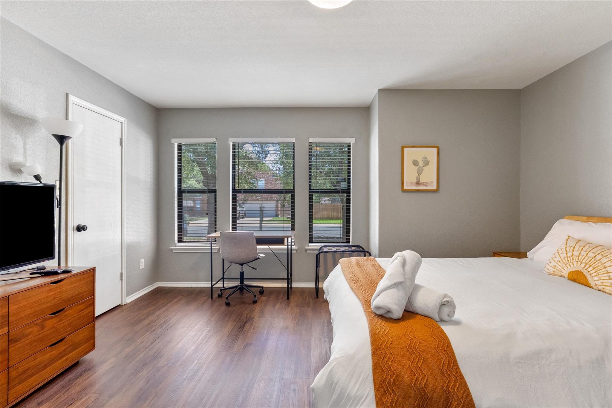 2213 Little Tree Bnd Property Photo 13