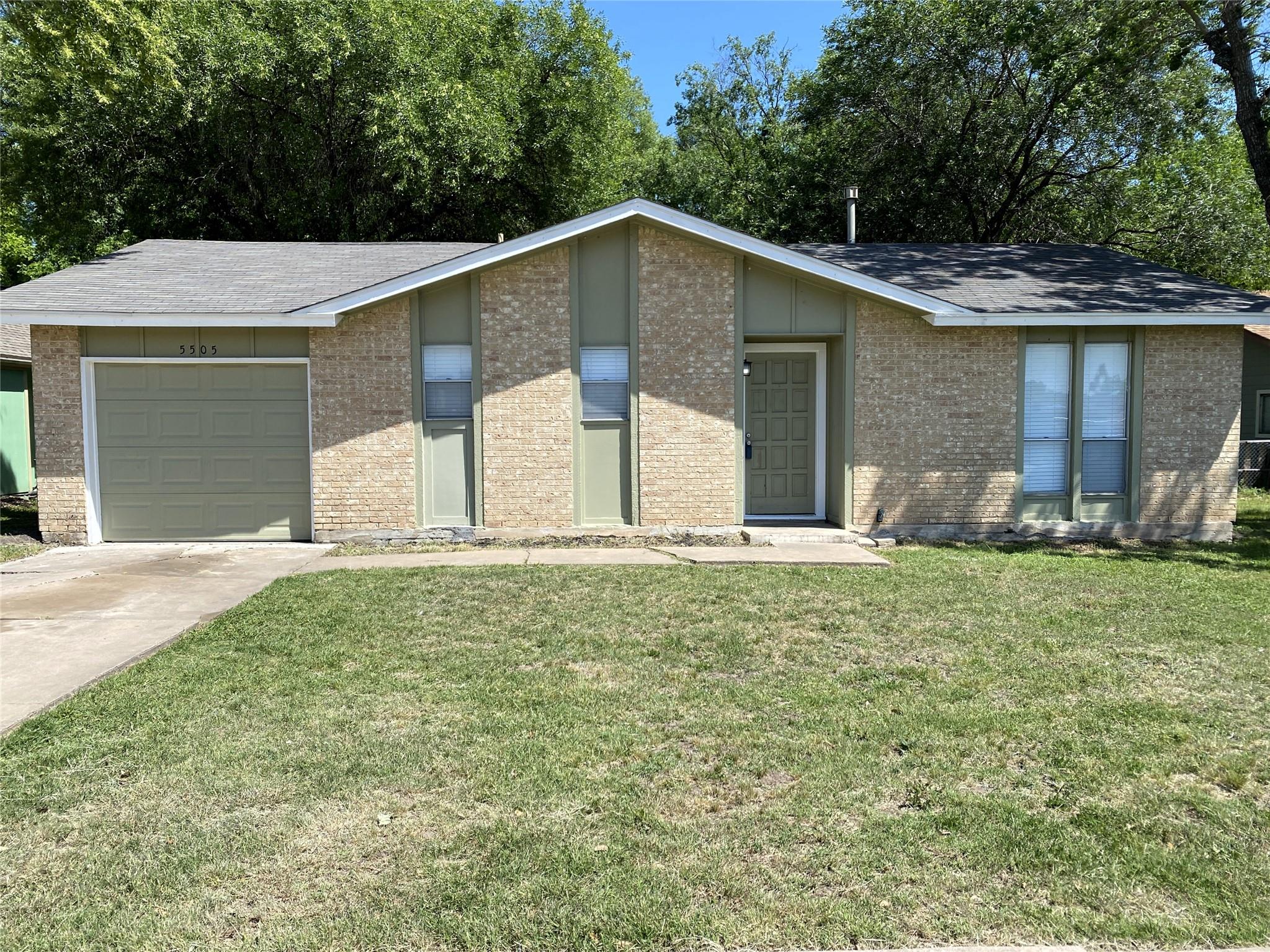 Houston Real Estate Listings Main Image