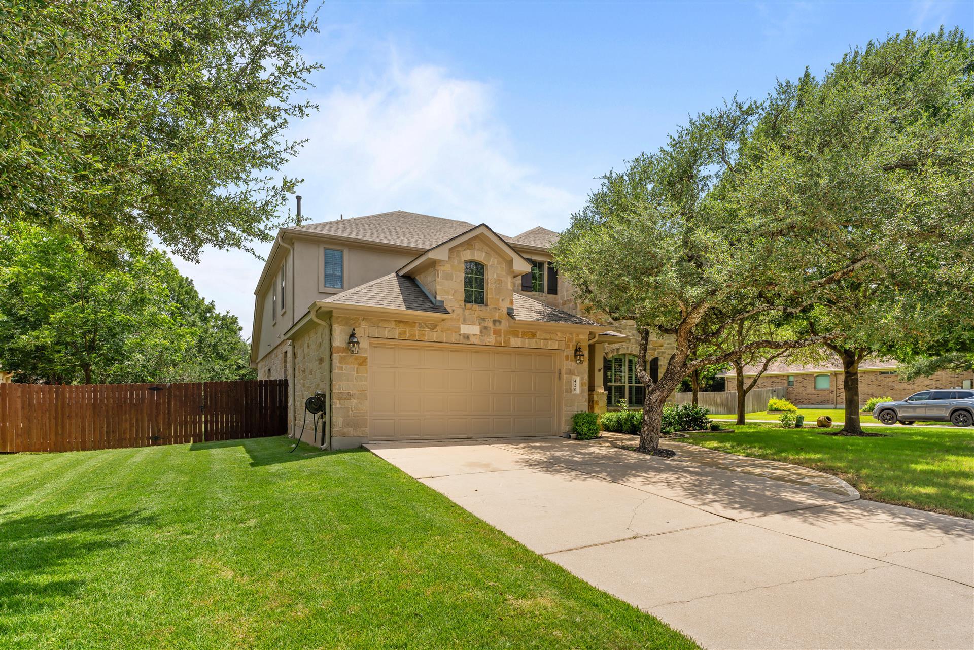 420 Wild Rose Dr Property Photo 1