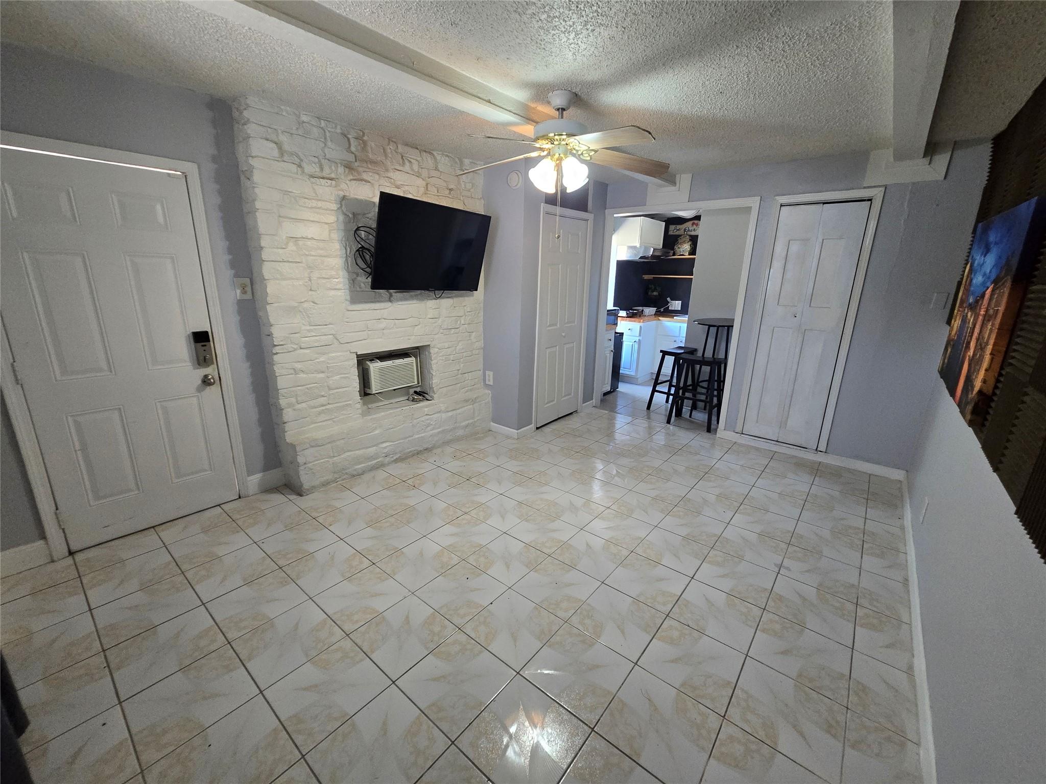 10605 Newmont Rd #b Property Photo 5