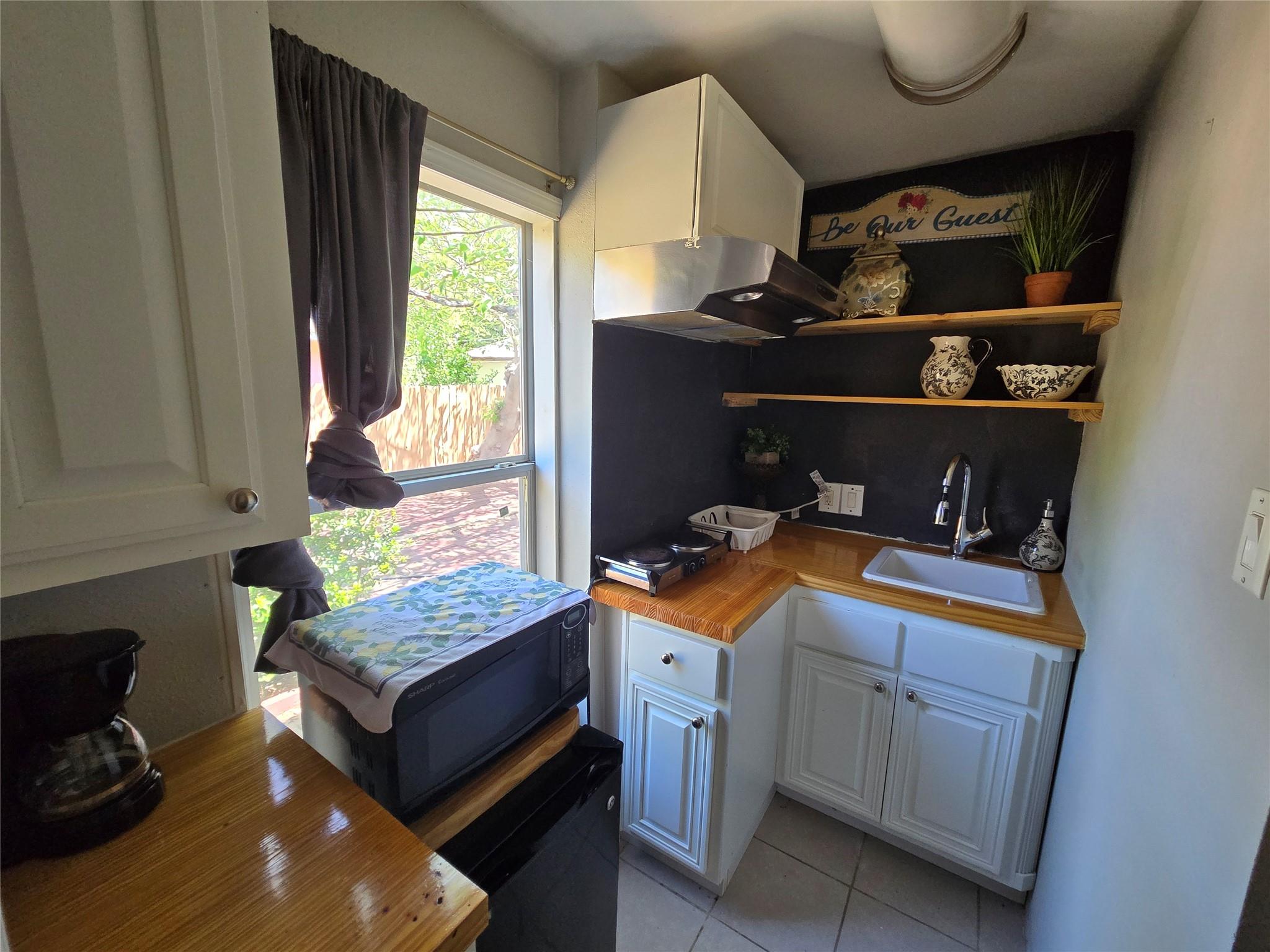 10605 Newmont Rd #b Property Photo 6