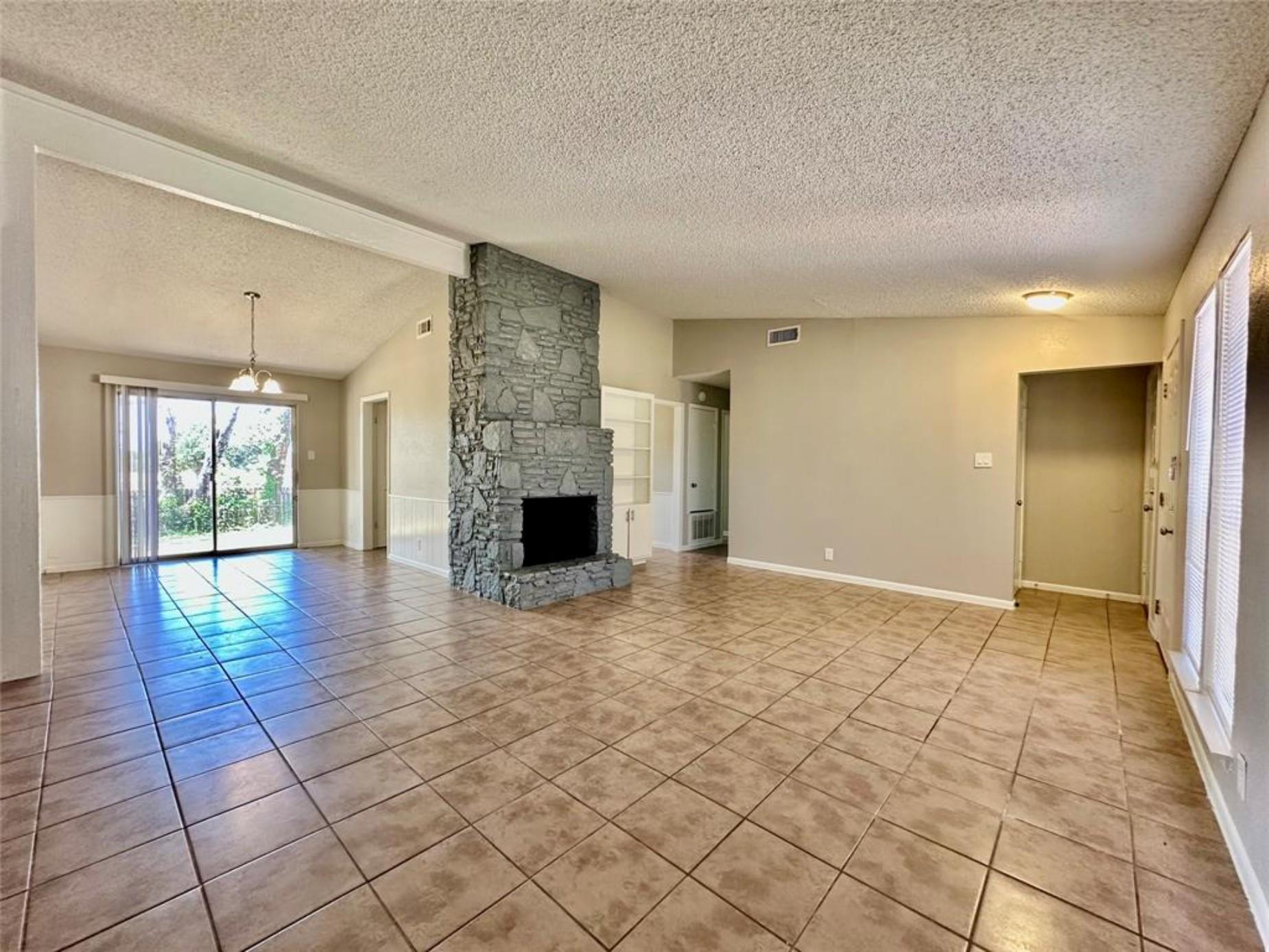 12310 Willow Wild Dr None #b Property Photo 4