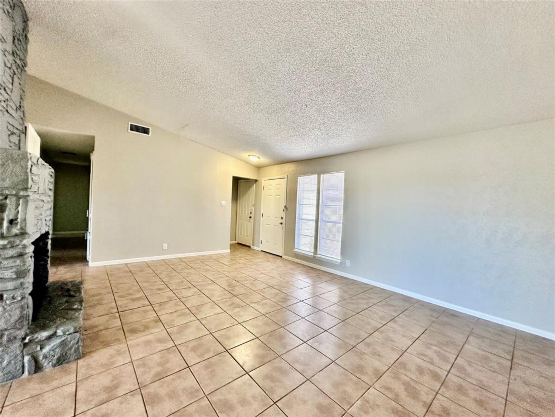 12310 Willow Wild Dr None #b Property Photo 7