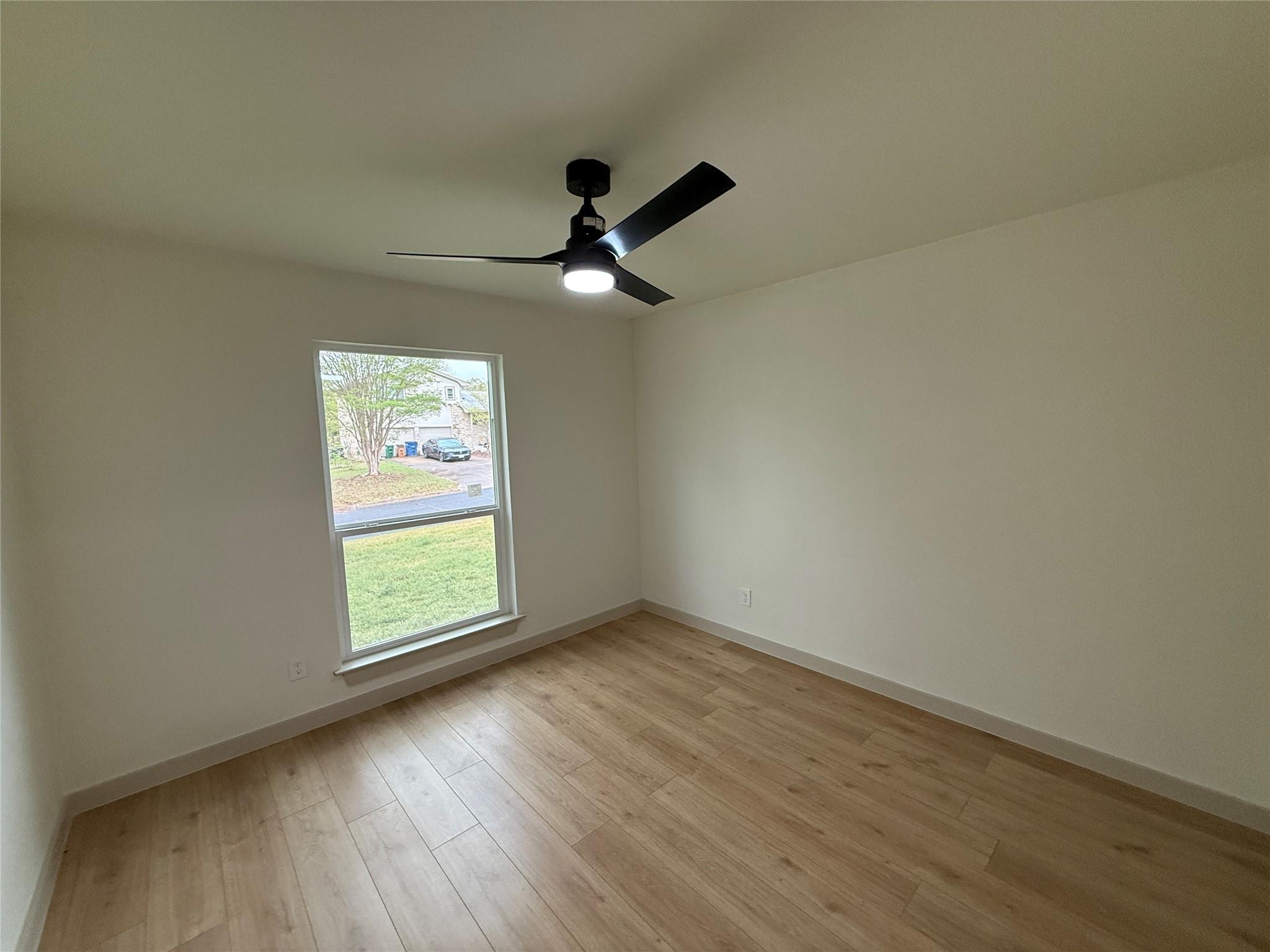1402 Cardinal Hill Dr Property Photo 19