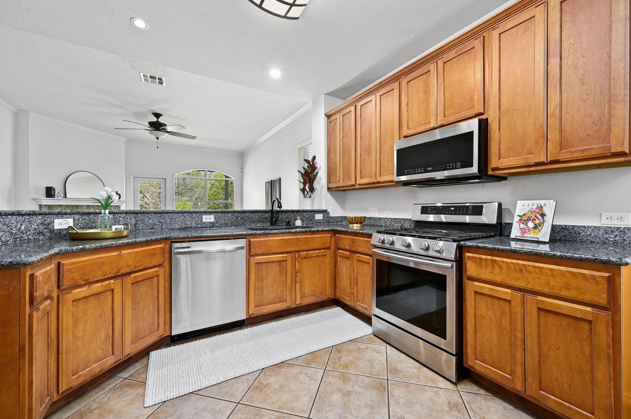 8103 Campeche Bay Pl Property Photo 5