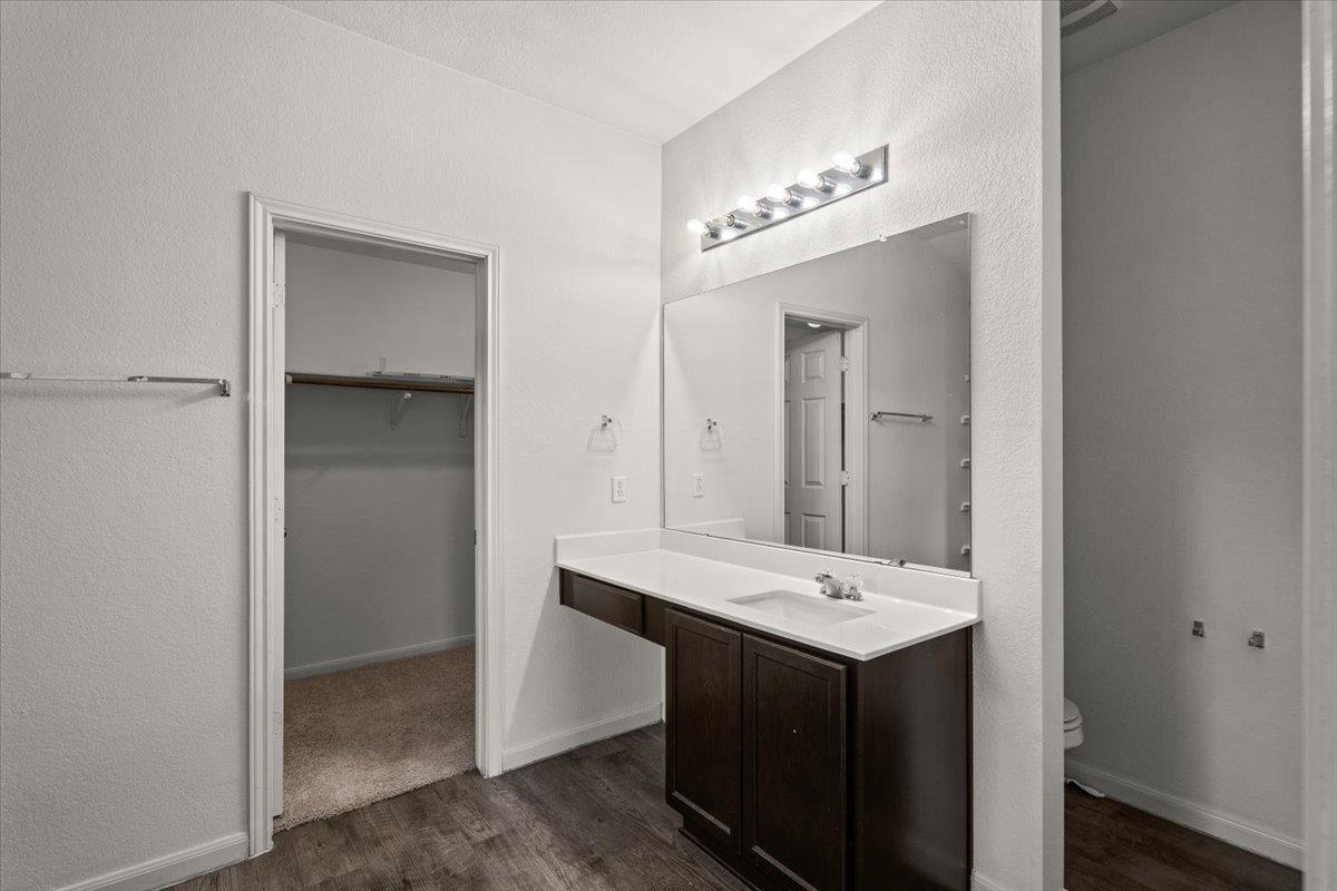 376 Musgrav Ave Property Photo 6