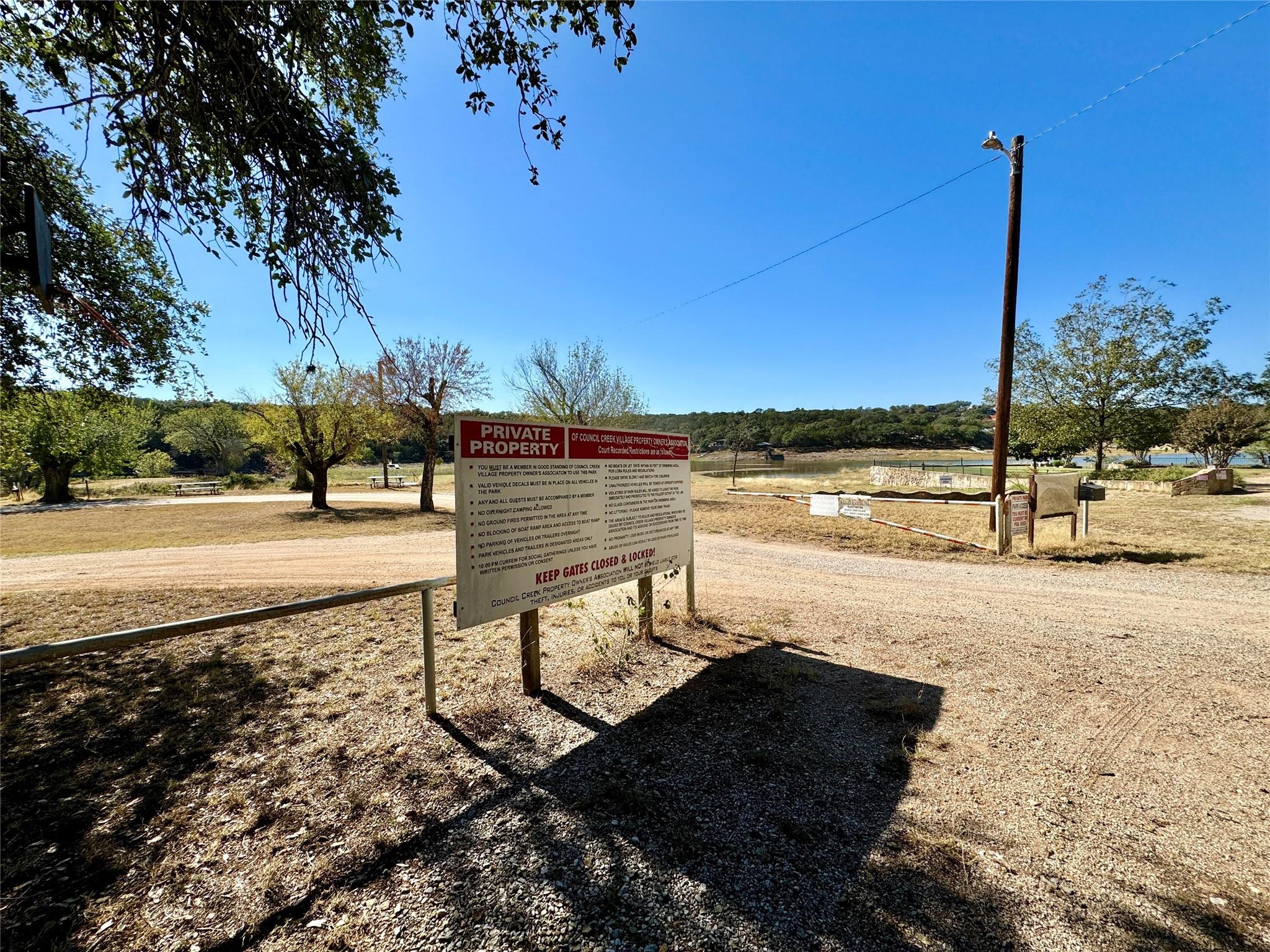 800 Lakeway Property Photo 31