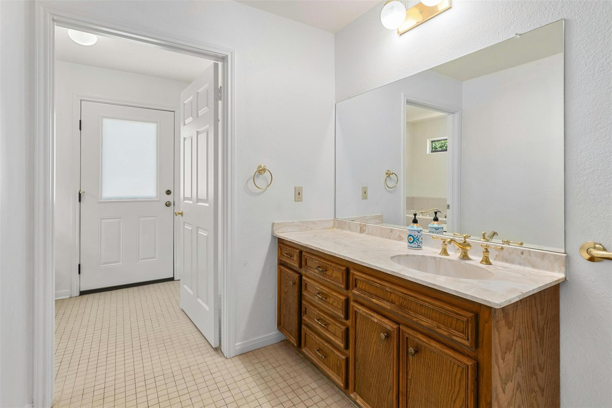 3805 Lone Man Mountain Rd #b Property Photo 12