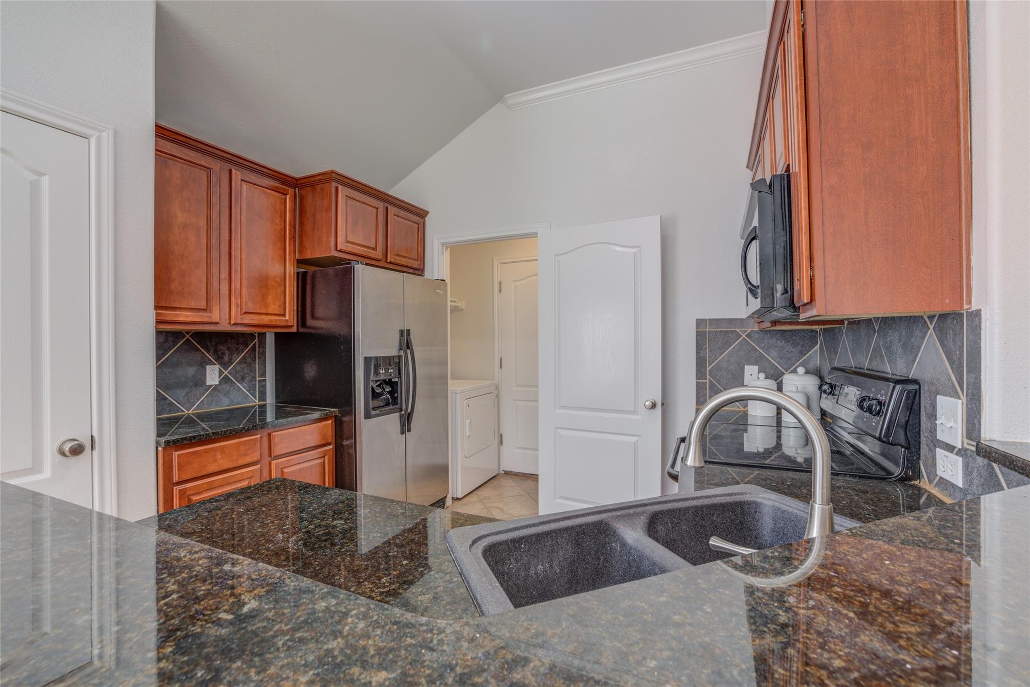 1601 Windy Park Dr Property Photo 12