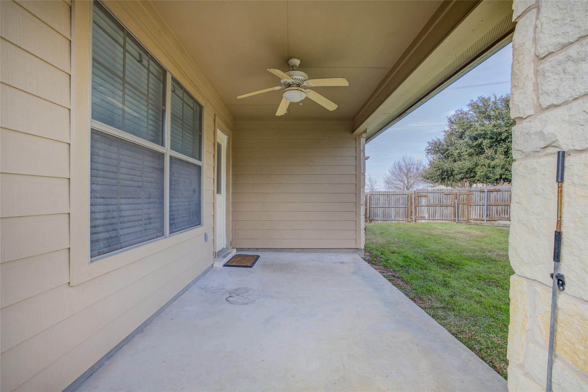 1601 Windy Park Dr Property Photo 30