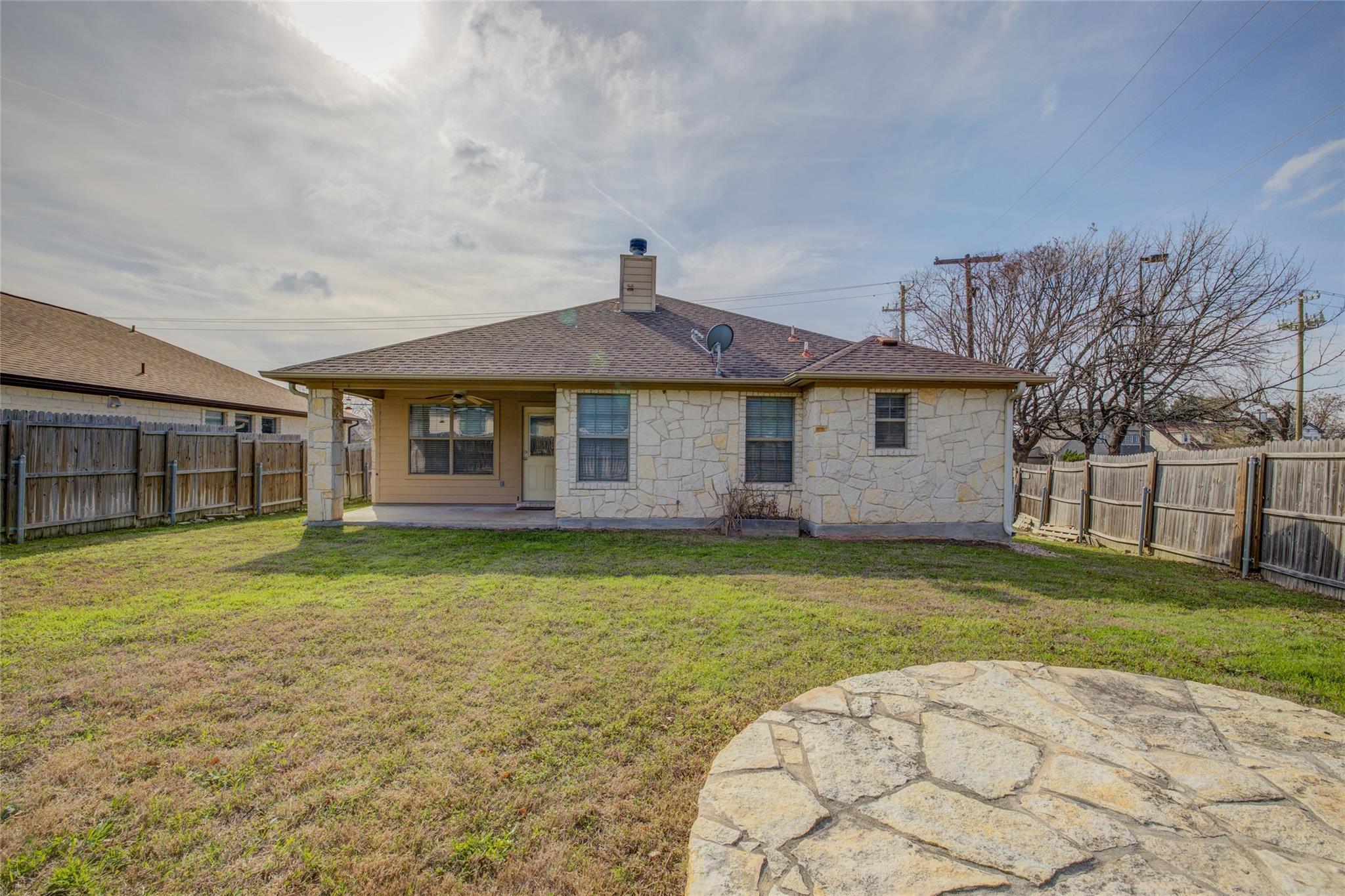 1601 Windy Park Dr Property Photo 34
