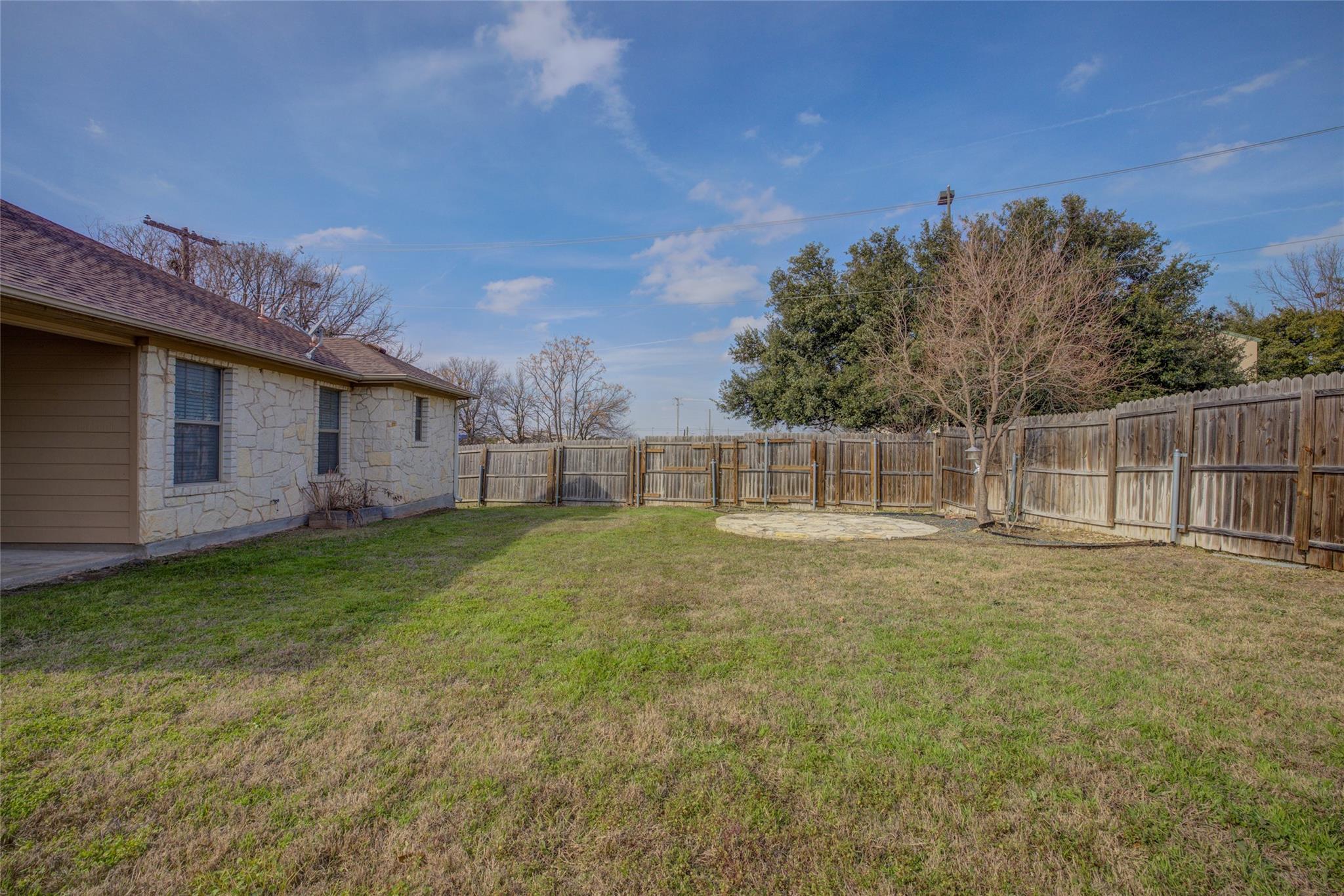 1601 Windy Park Dr Property Photo 35