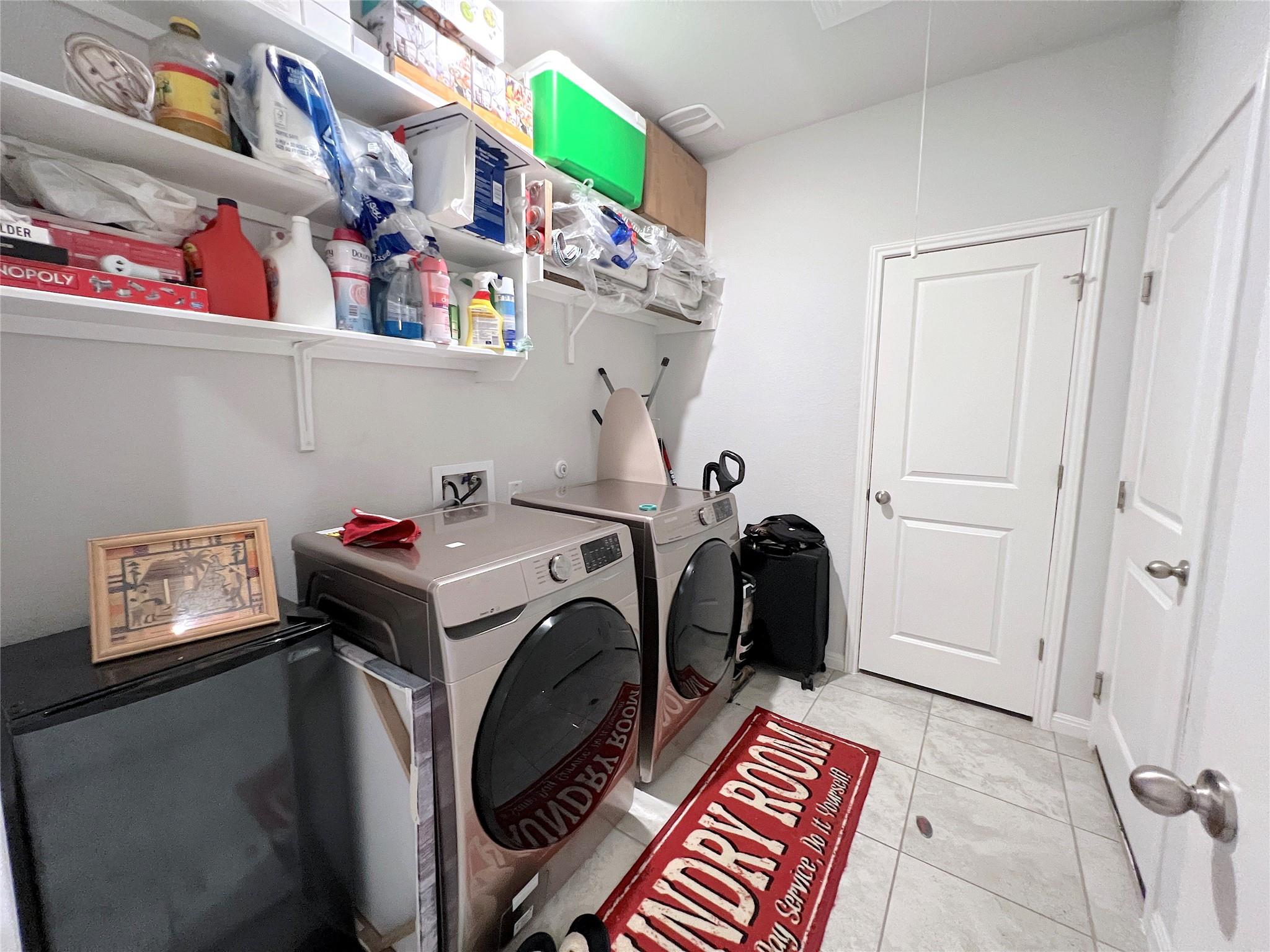 502 Mossy Rock Dr Property Photo 23