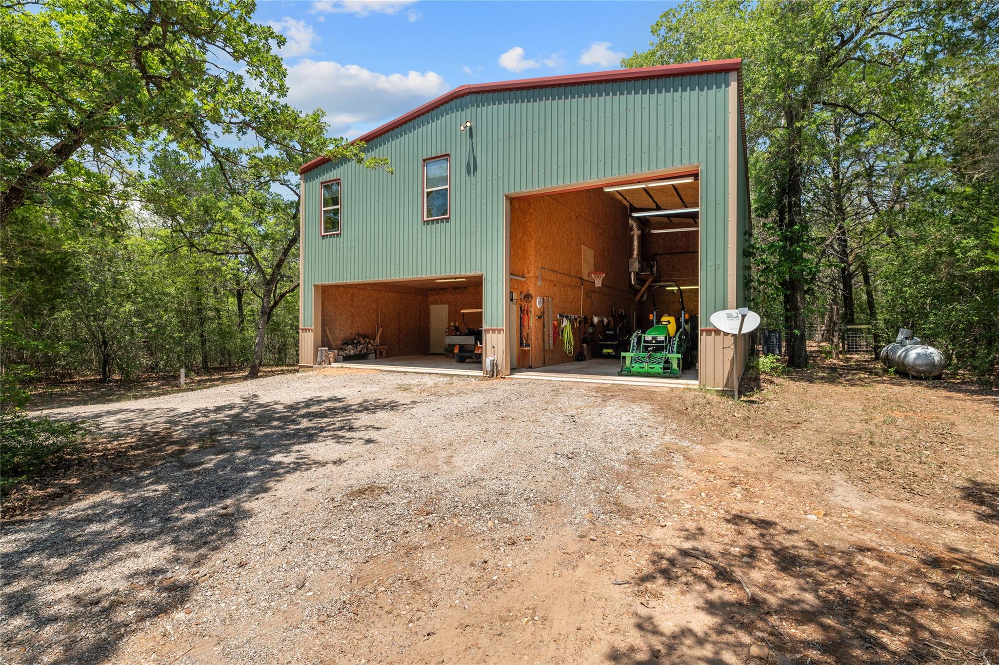 136 Red Fox Ln Property Photo 17
