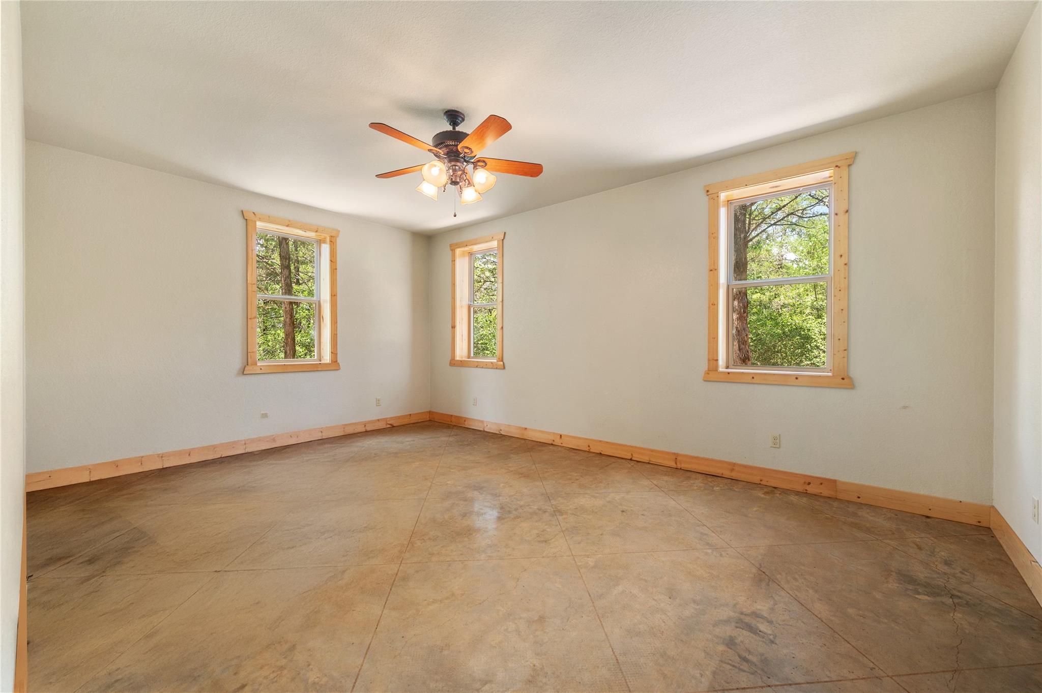 136 Red Fox Ln Property Photo 24