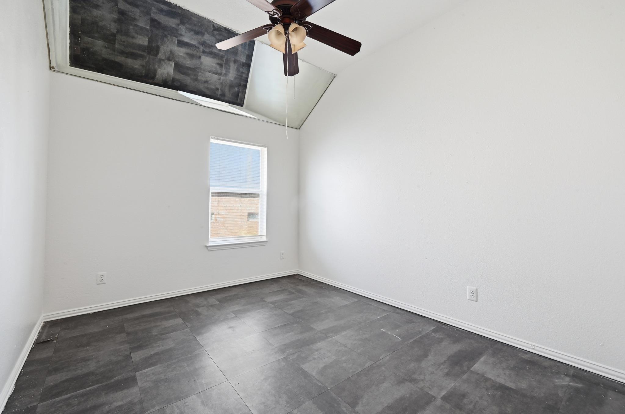 1665 Amberwood Loop Property Photo 26
