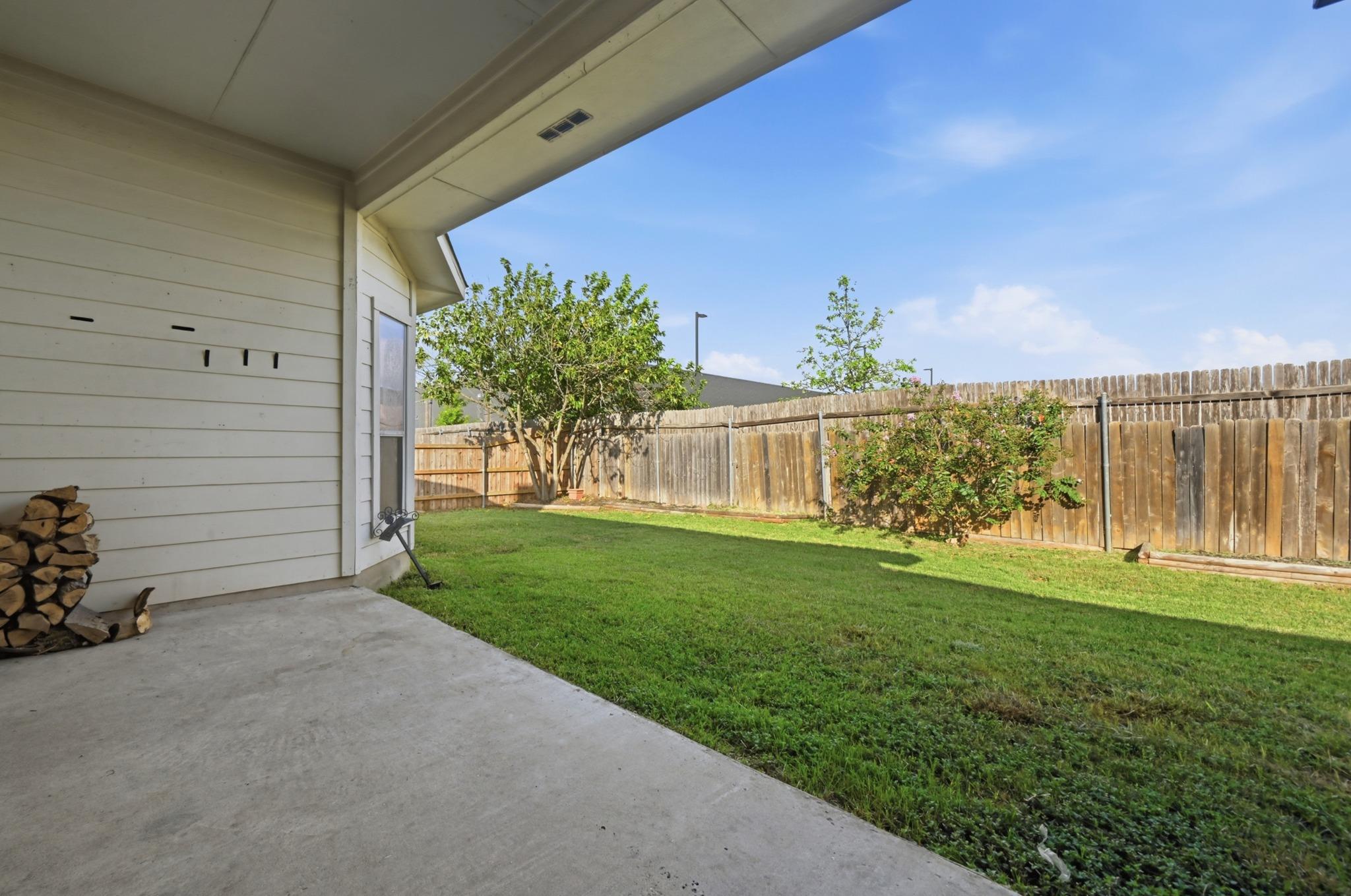 1665 Amberwood Loop Property Photo 29
