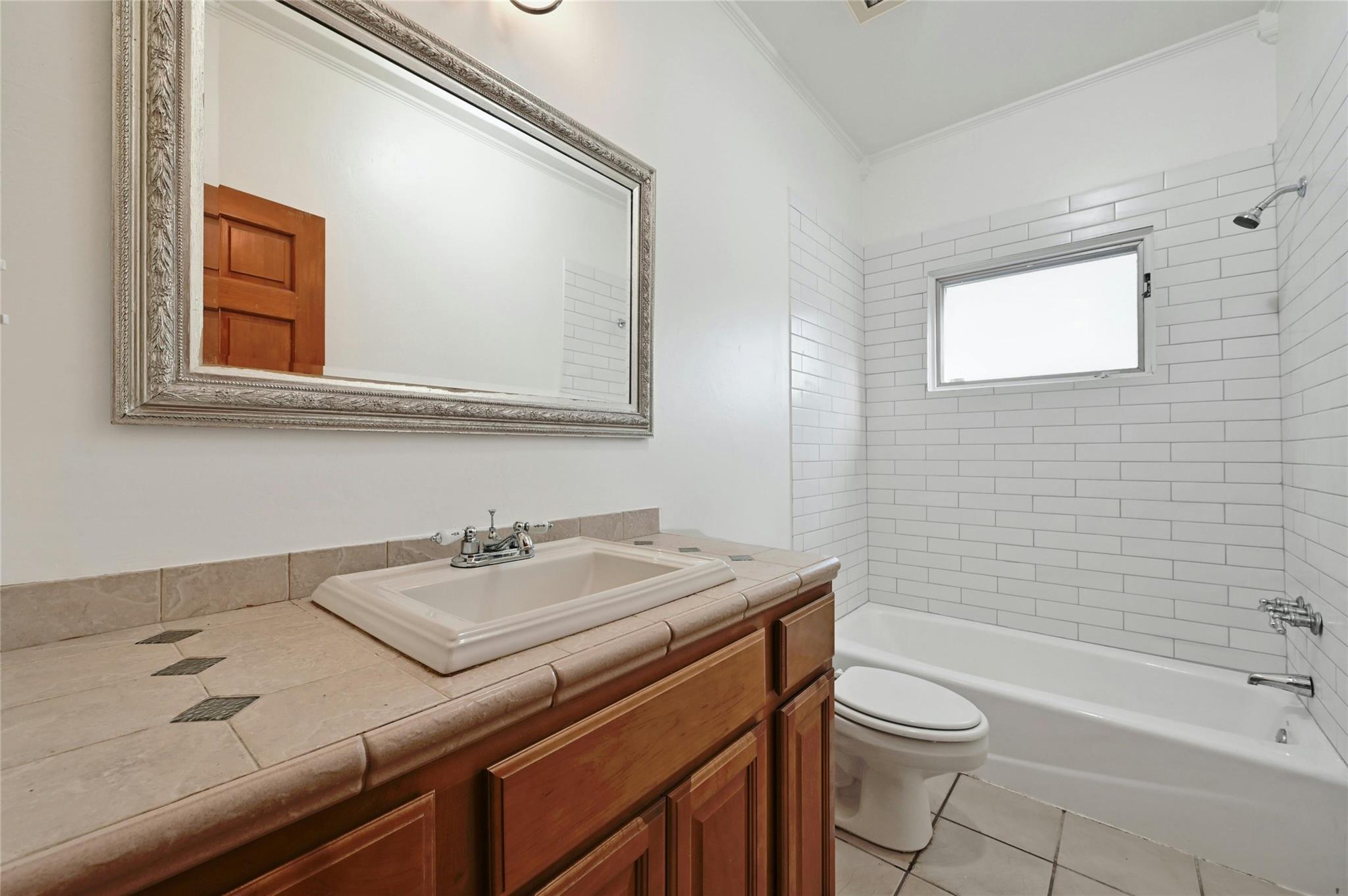 2829 San Gabriel St Property Photo 16