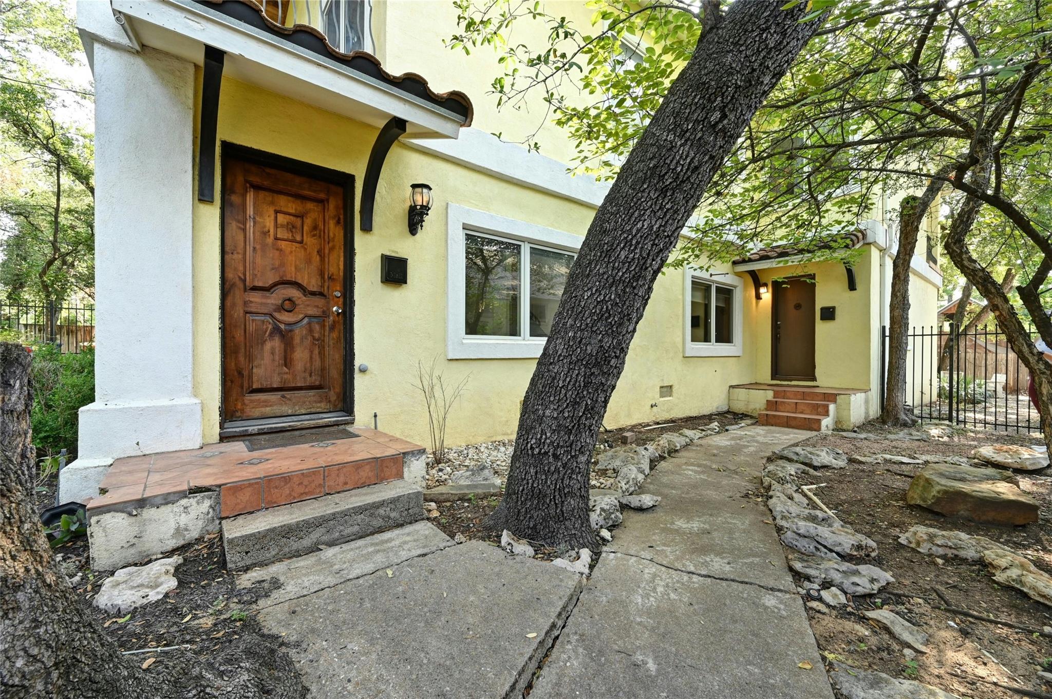 2829 San Gabriel St Property Photo 22