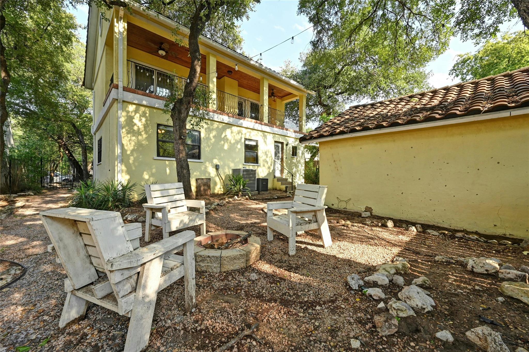 2829 San Gabriel St Property Photo 37