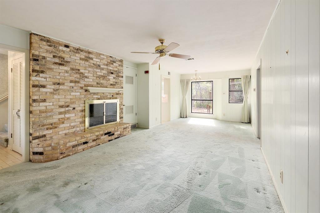 8611 Honeysuckle Trl Property Photo 5