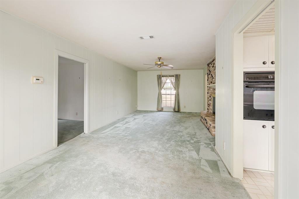 8611 Honeysuckle Trl Property Photo 8