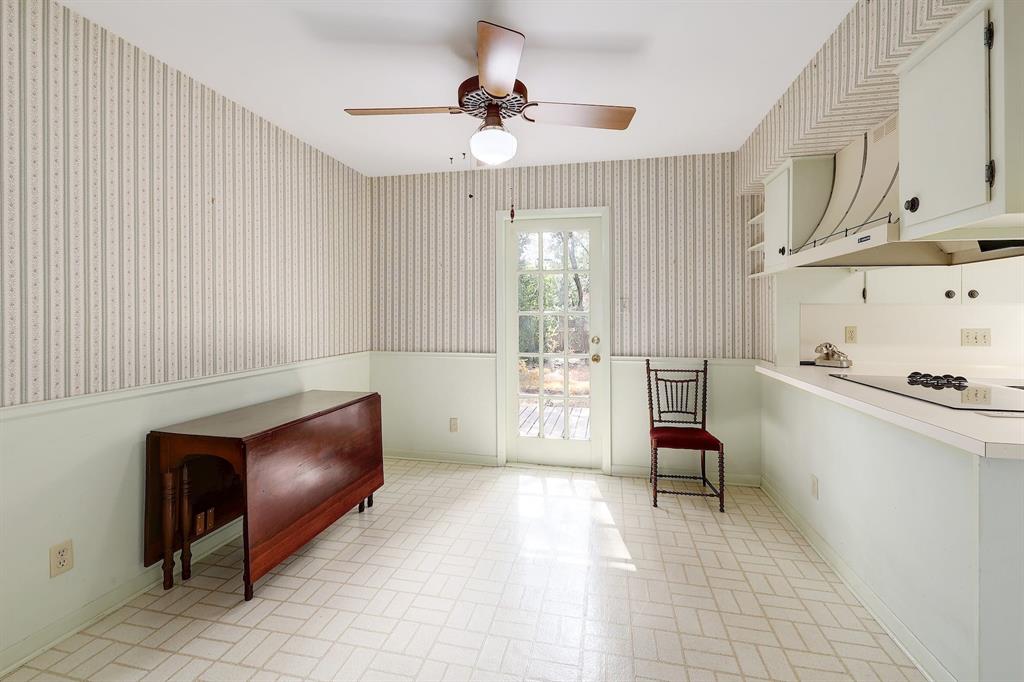 8611 Honeysuckle Trl Property Photo 14