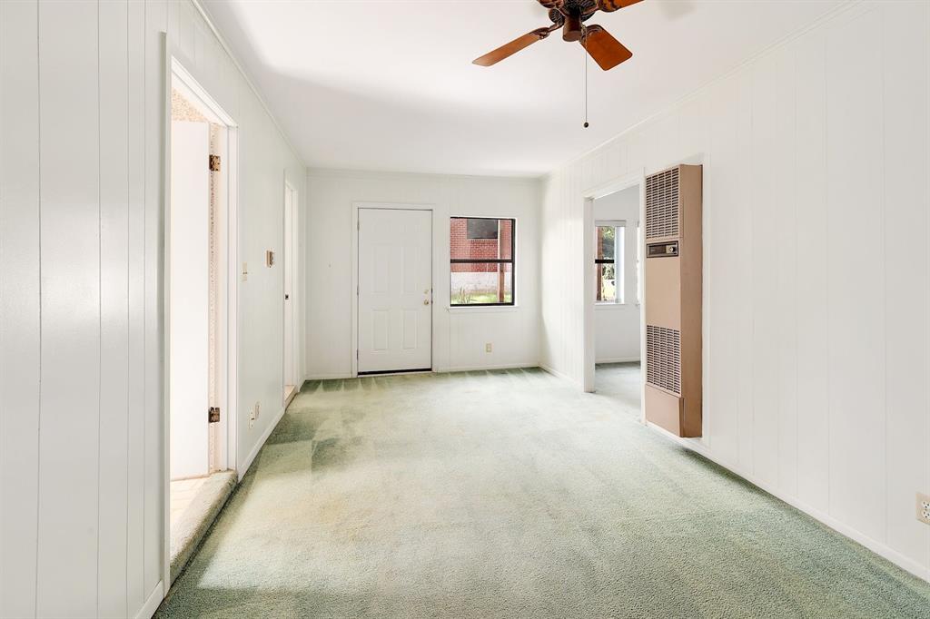 8611 Honeysuckle Trl Property Photo 18