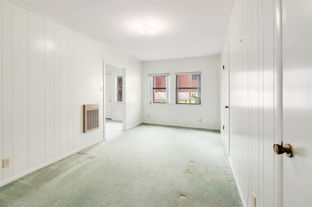 8611 Honeysuckle Trl Property Photo 19