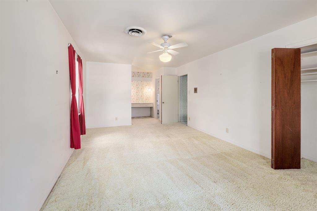 8611 Honeysuckle Trl Property Photo 22