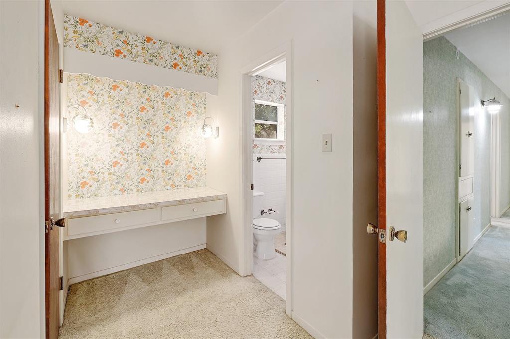 8611 Honeysuckle Trl Property Photo 23