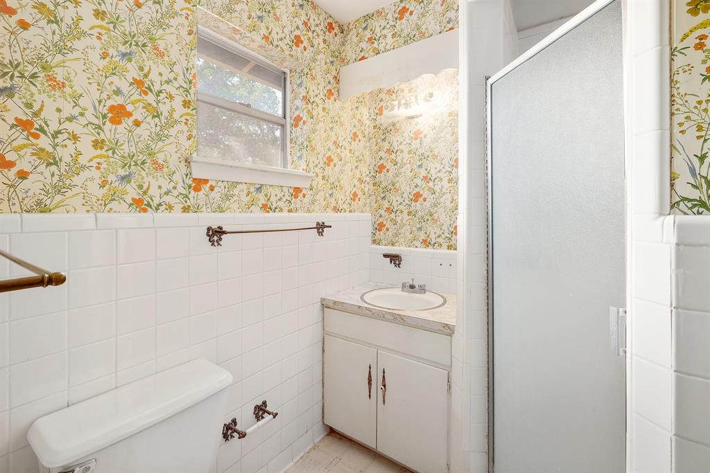 8611 Honeysuckle Trl Property Photo 24