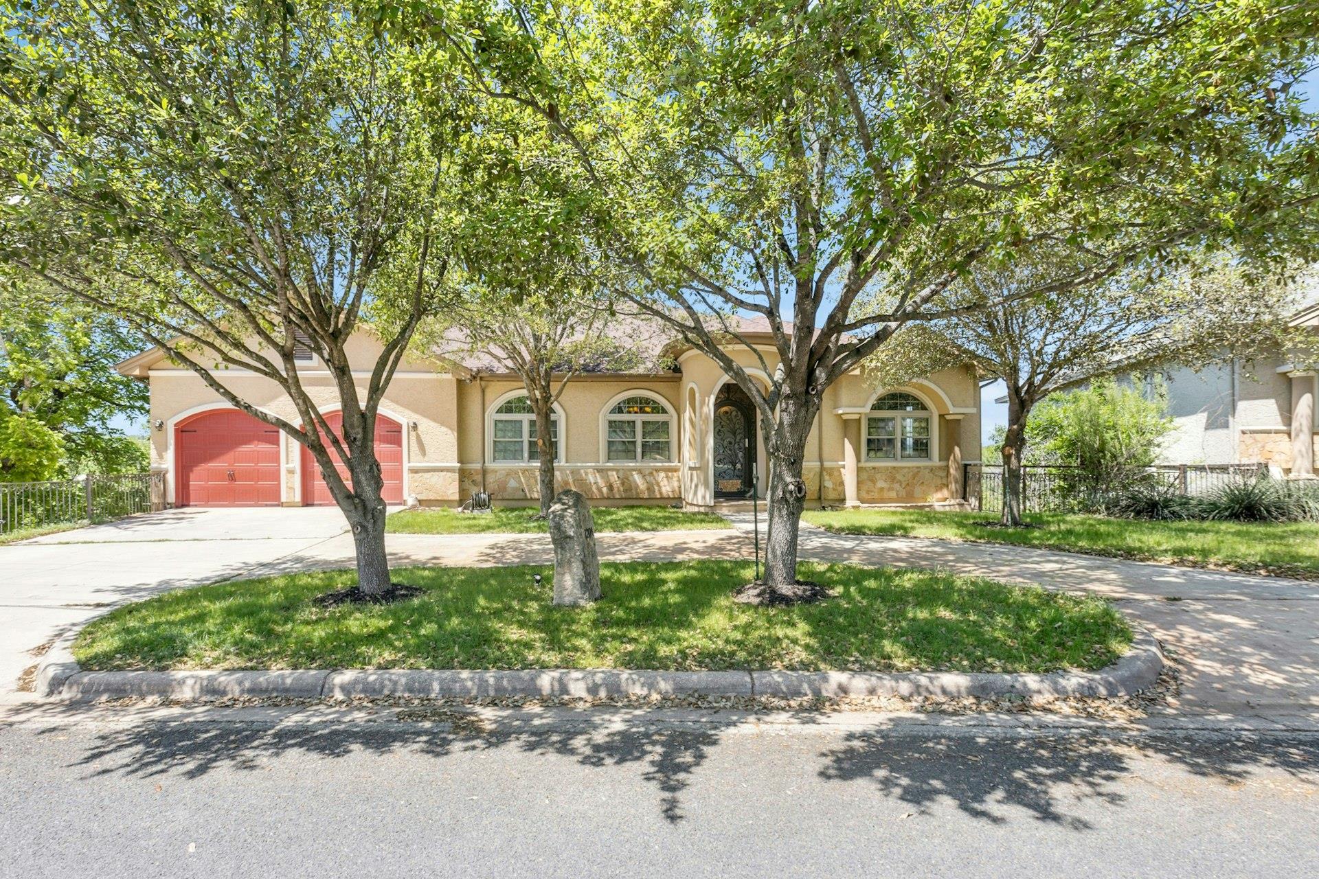 1204 Ogden Dr Property Photo