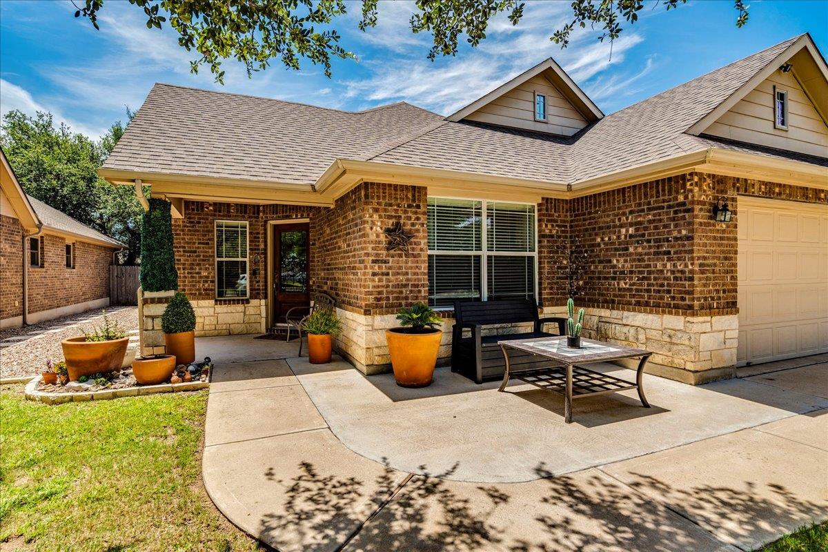 2532 Ericanna Ln Property Photo 2