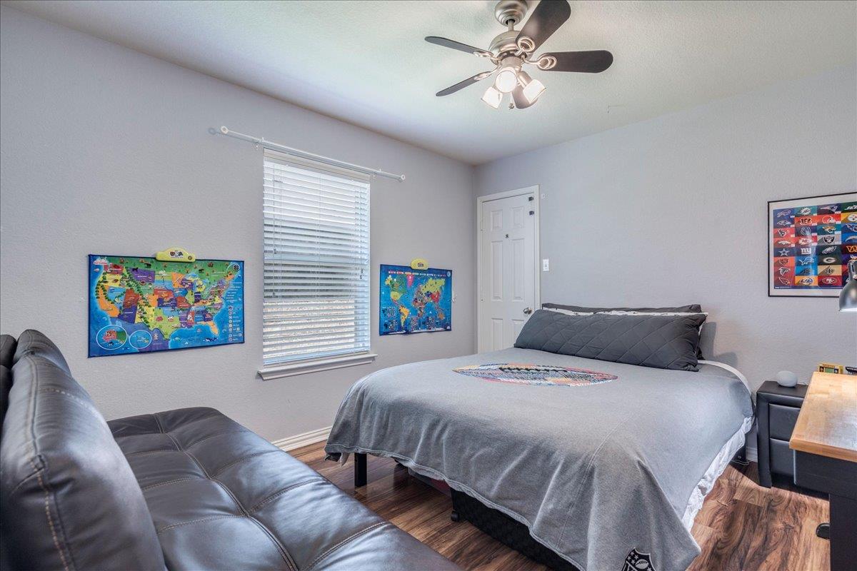 2532 Ericanna Ln Property Photo 19