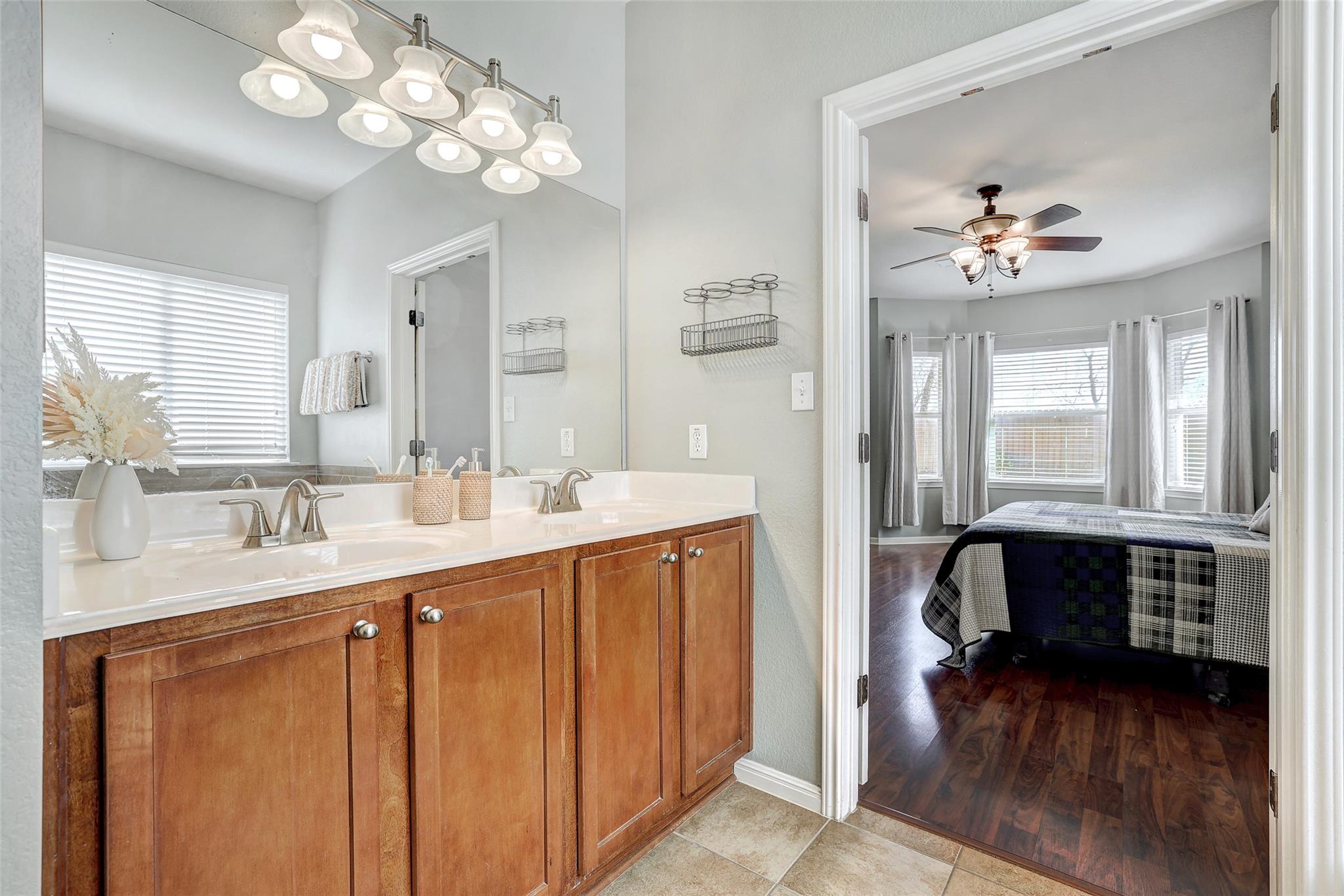 30314 Bumble Bee Dr Property Photo 5