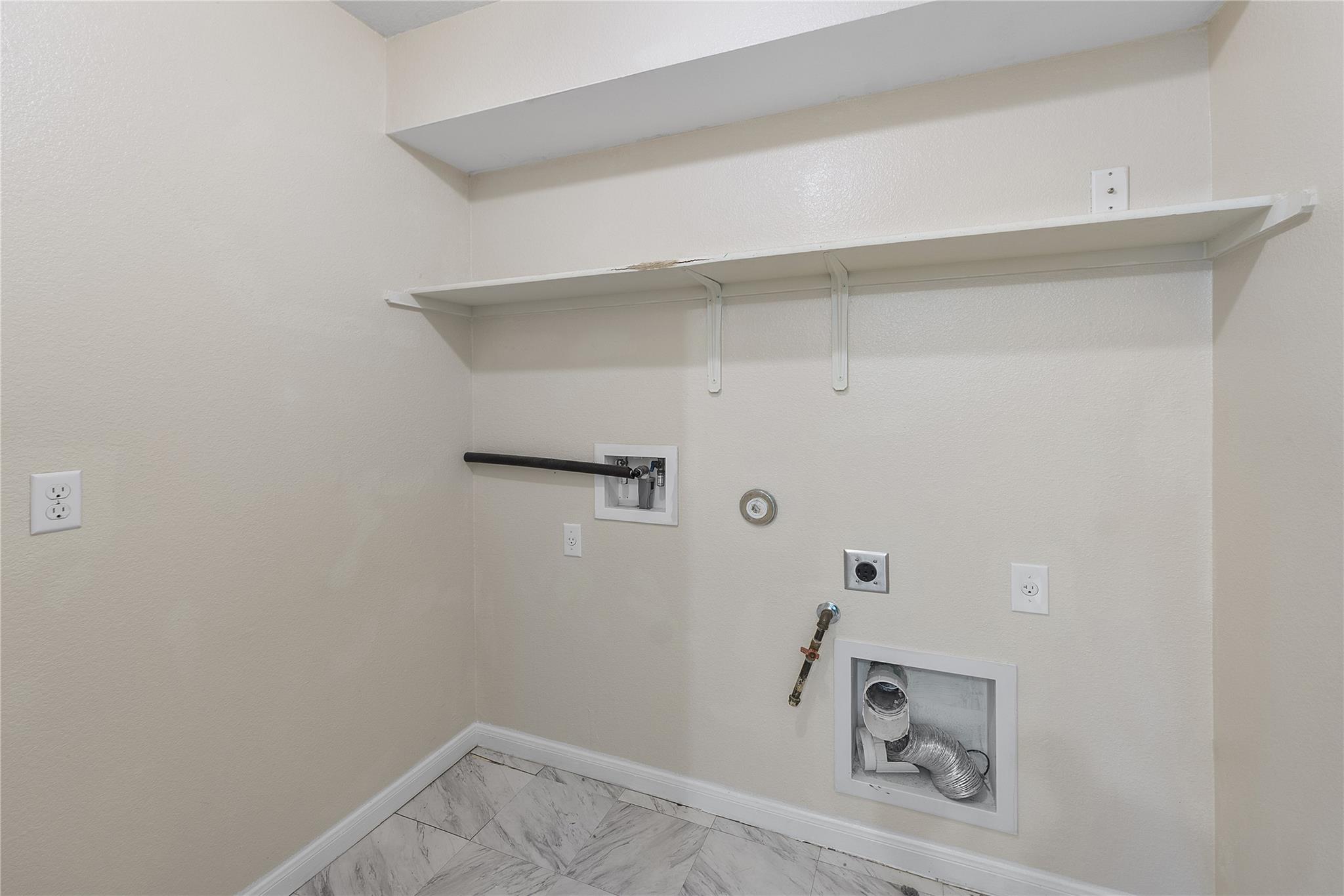 18436 Weatherby Ln Property Photo 12