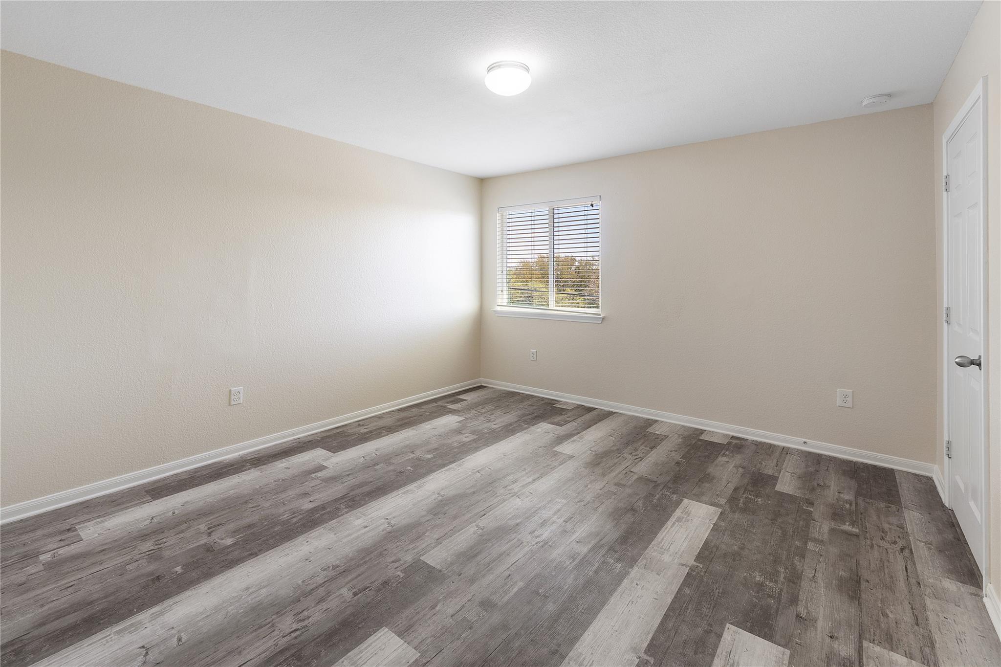 18436 Weatherby Ln Property Photo 15