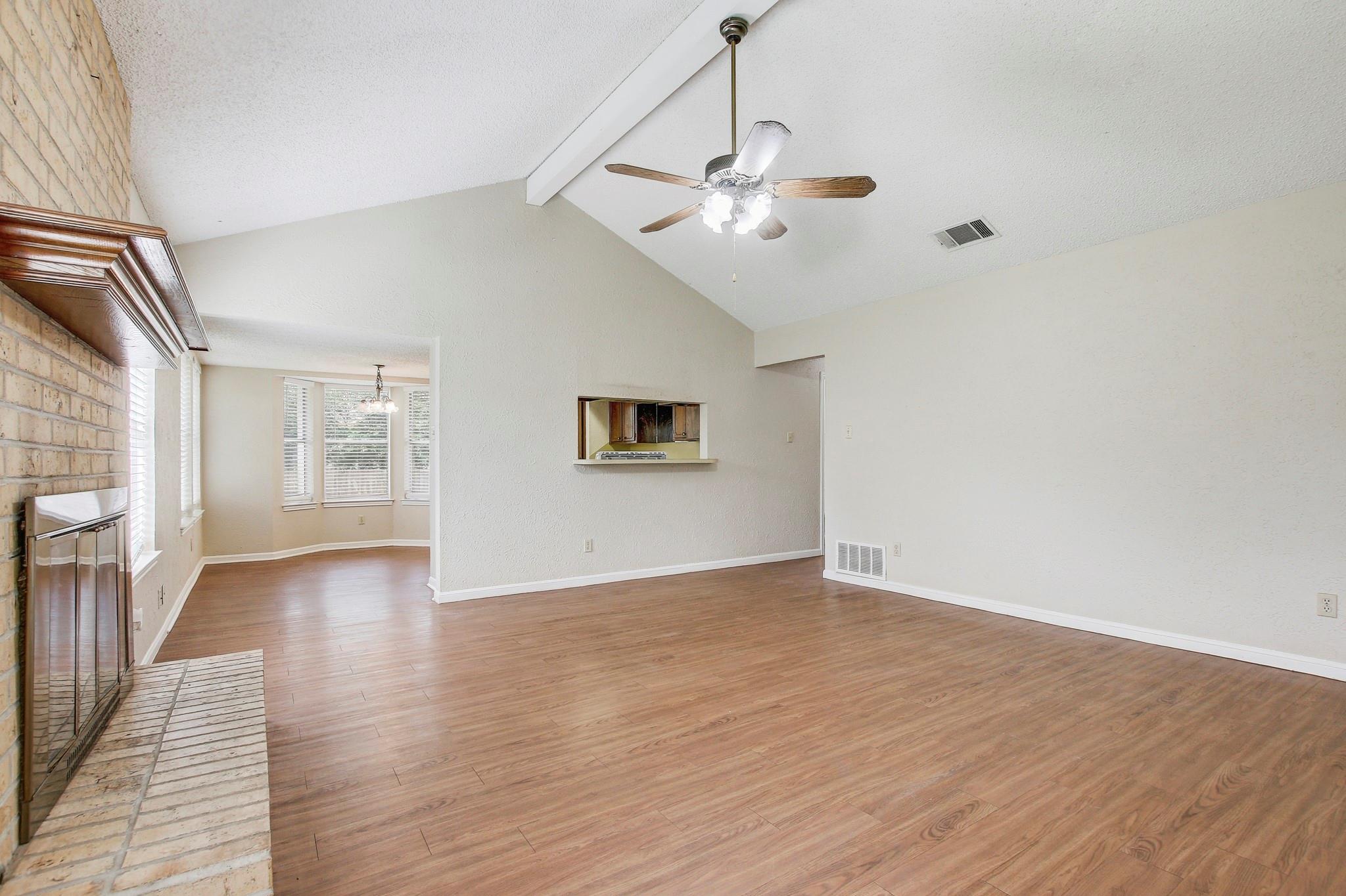 5626 Wagon Train Rd Property Photo 6
