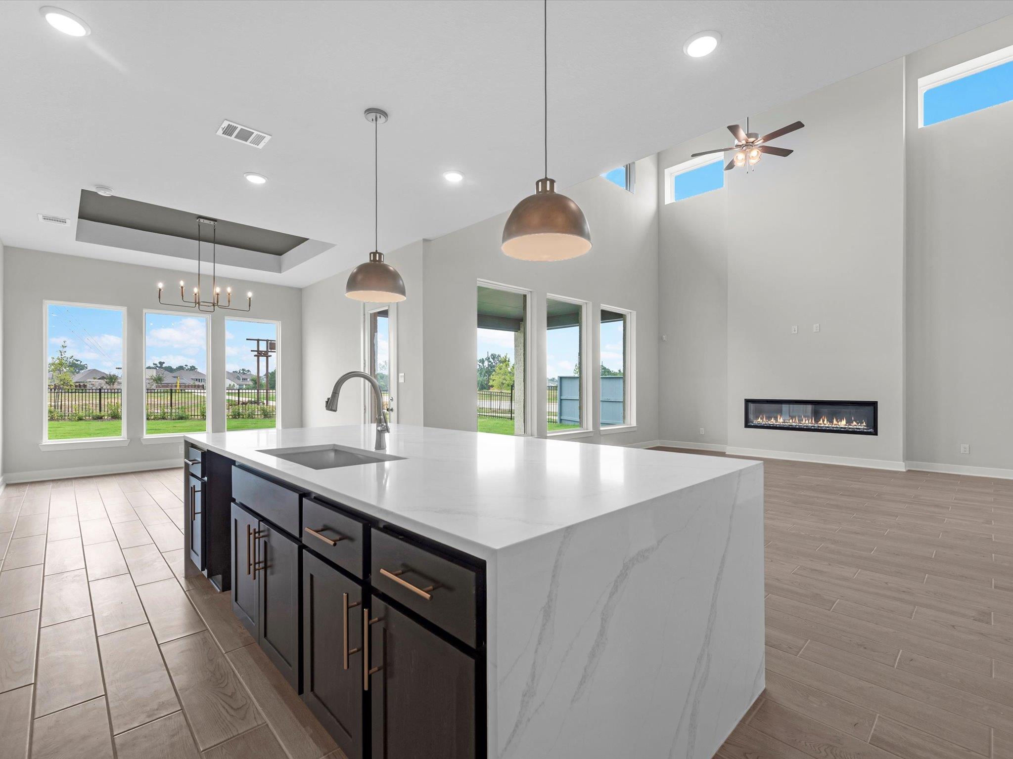 17617 Chamoix Dr Property Photo 5