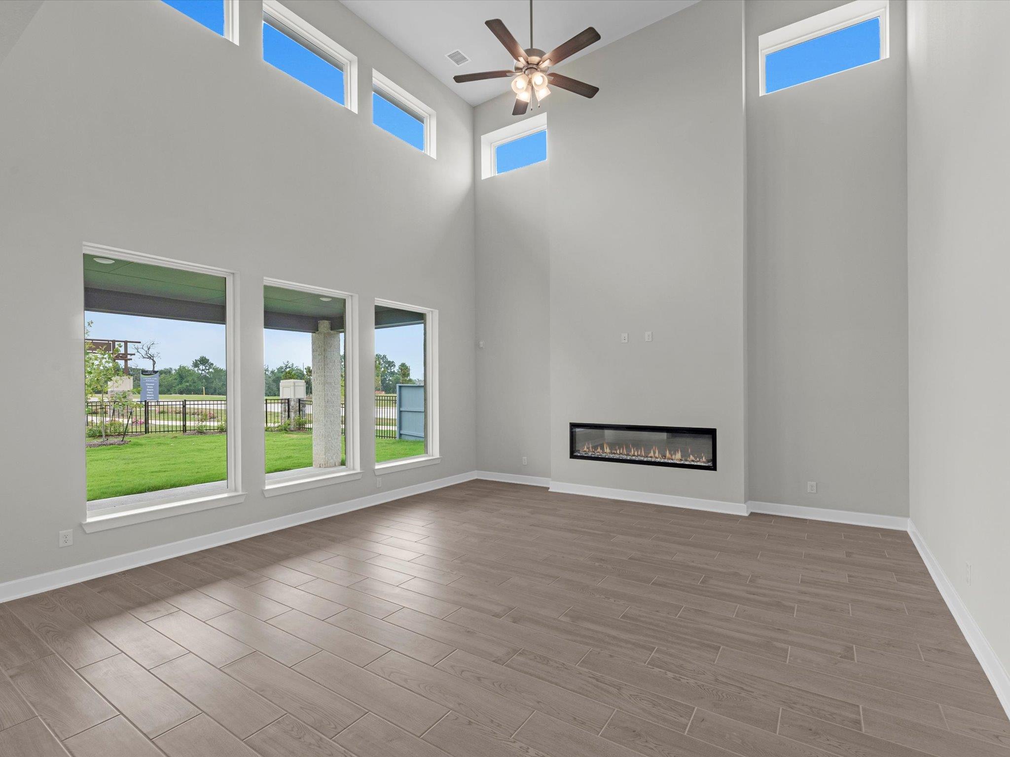 17617 Chamoix Dr Property Photo 8