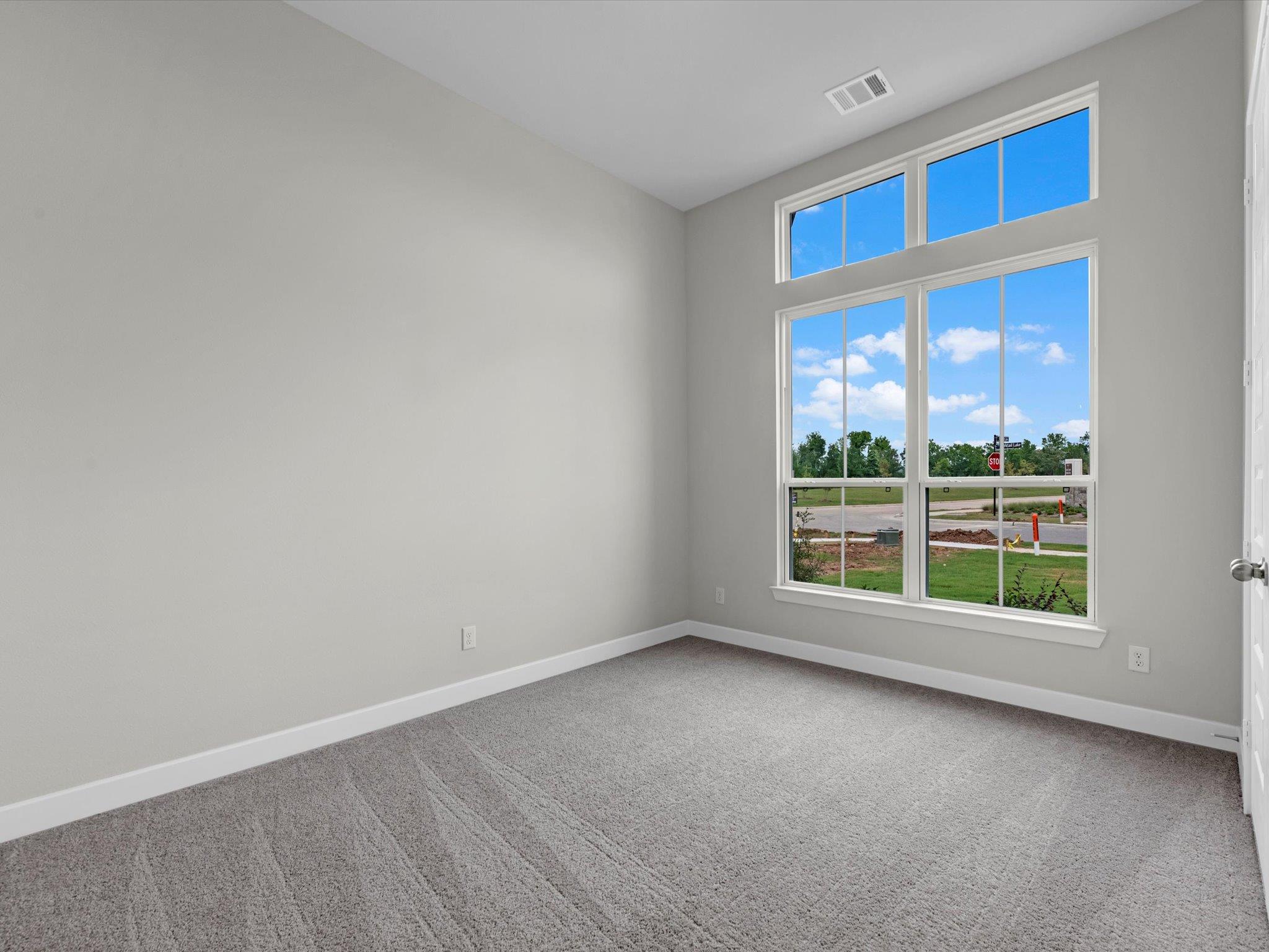 17617 Chamoix Dr Property Photo 12